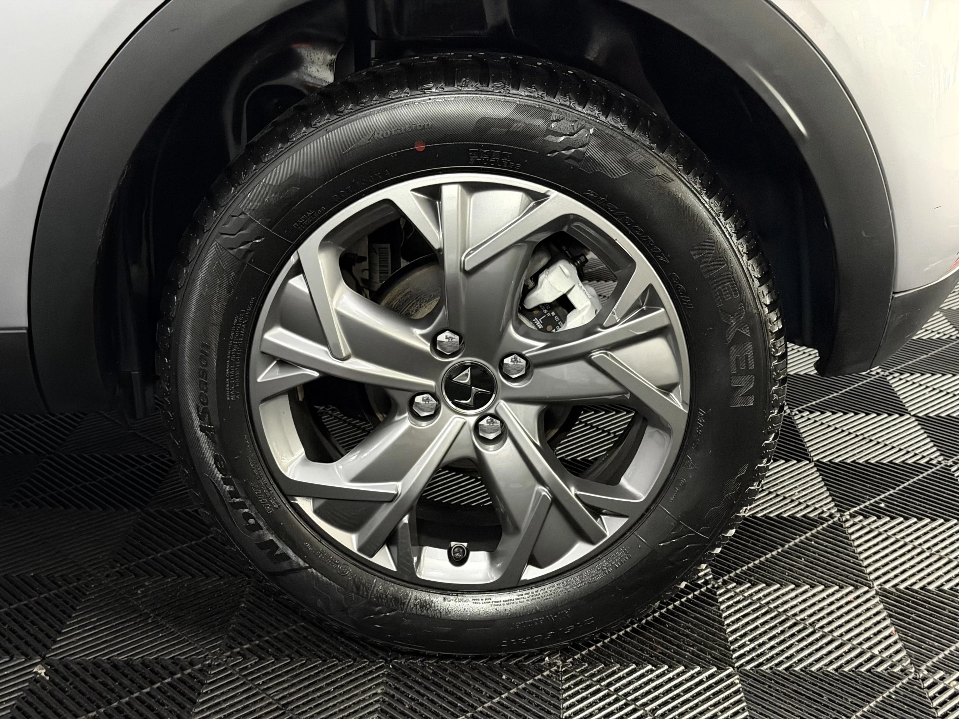 Hoofdafbeelding DS DS 3