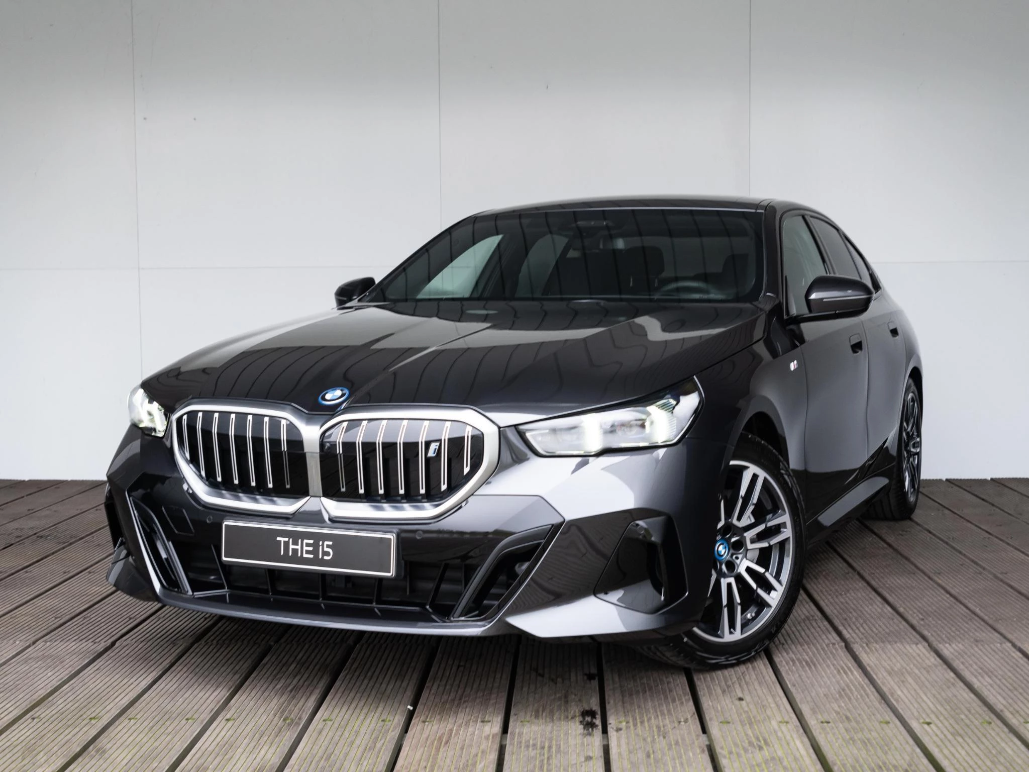 Hoofdafbeelding BMW i5