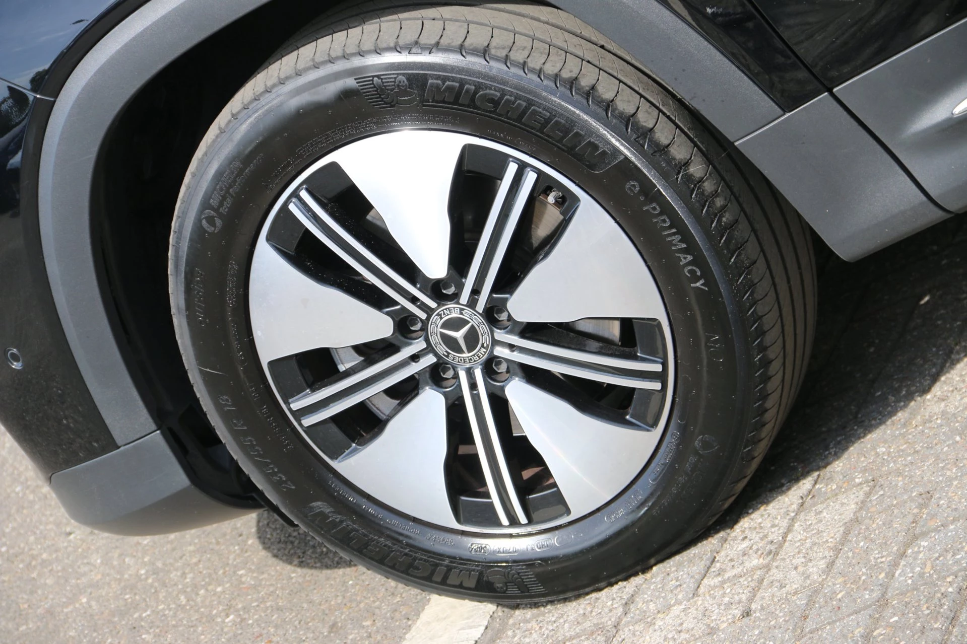 Hoofdafbeelding Mercedes-Benz EQB