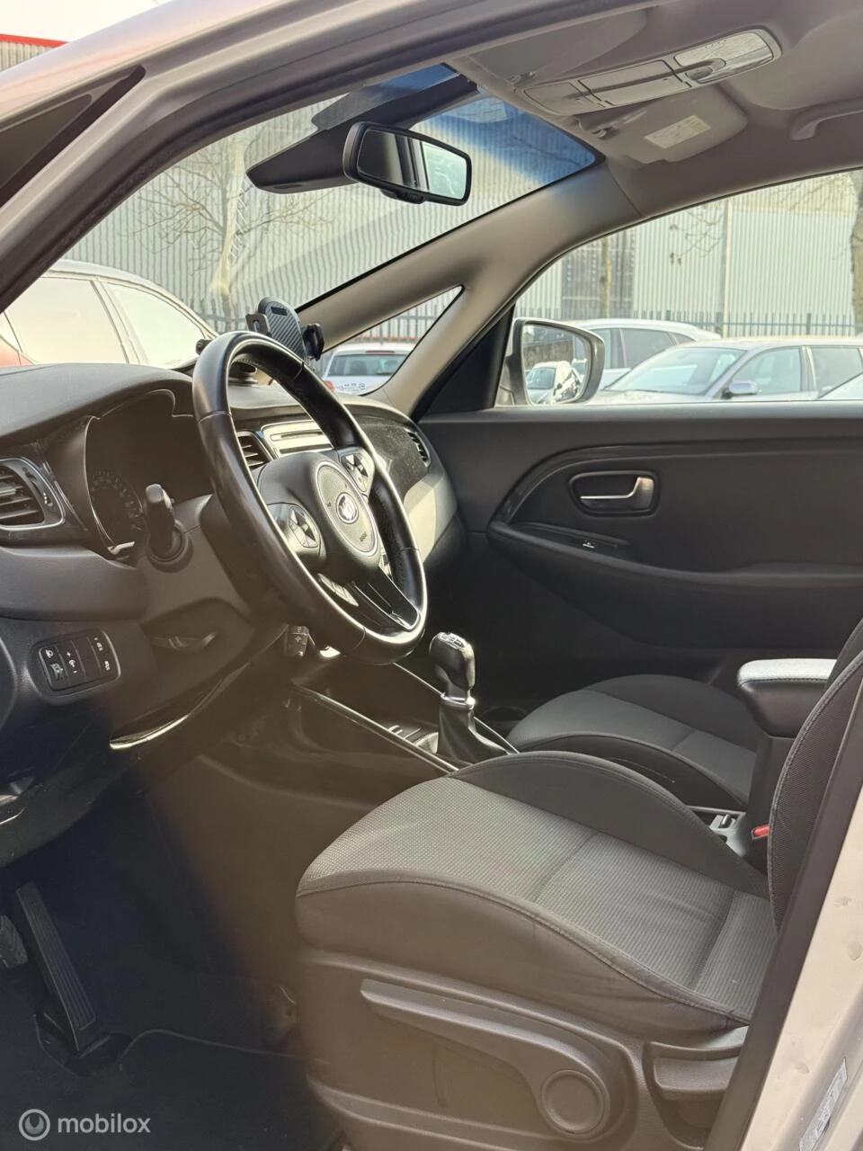 Hoofdafbeelding Kia Carens