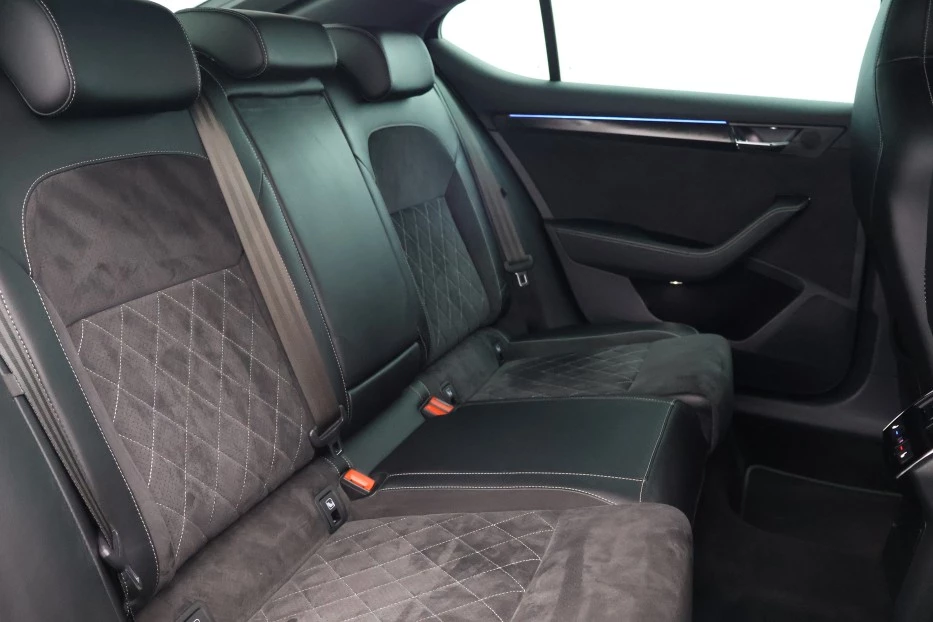 Hoofdafbeelding Škoda Superb