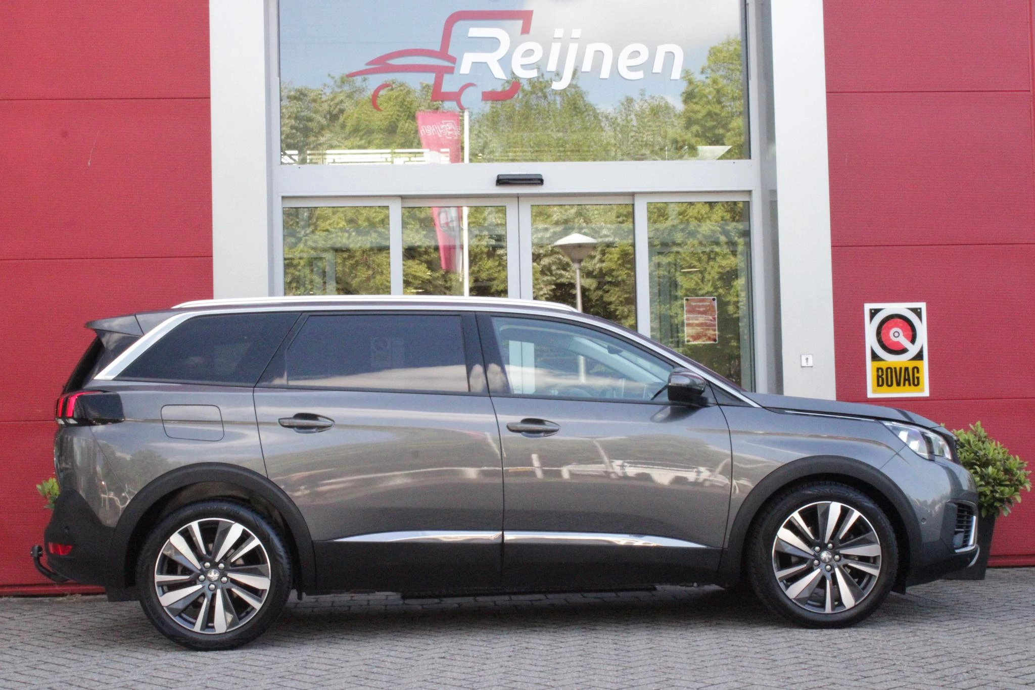Hoofdafbeelding Peugeot 5008