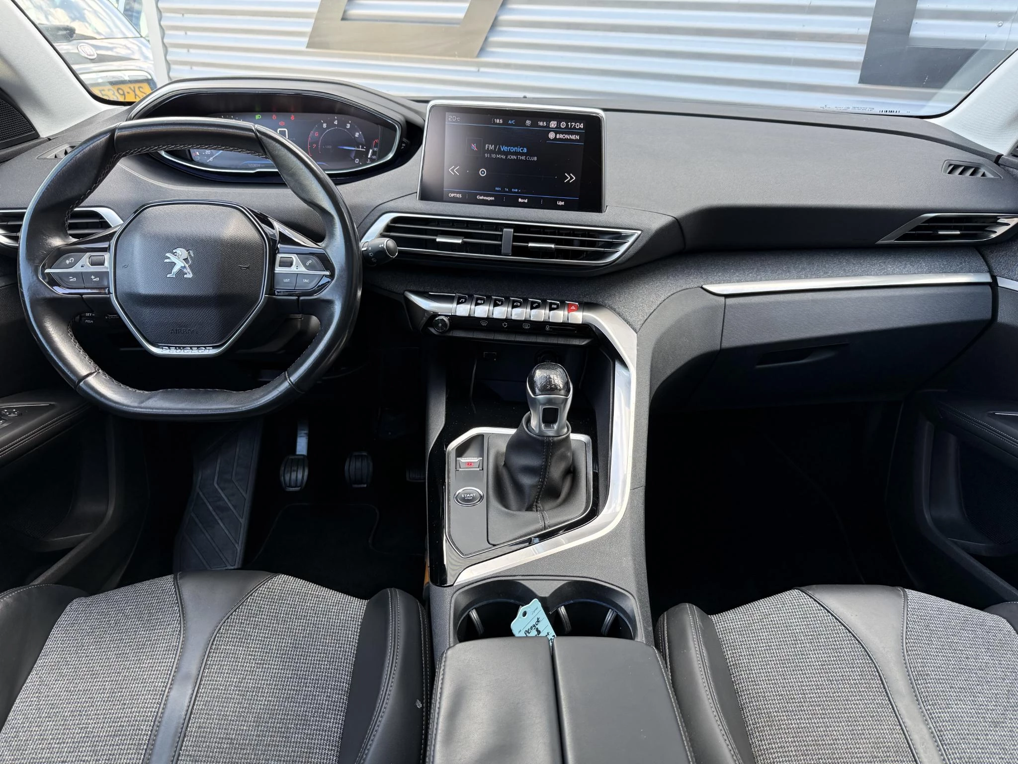 Hoofdafbeelding Peugeot 5008