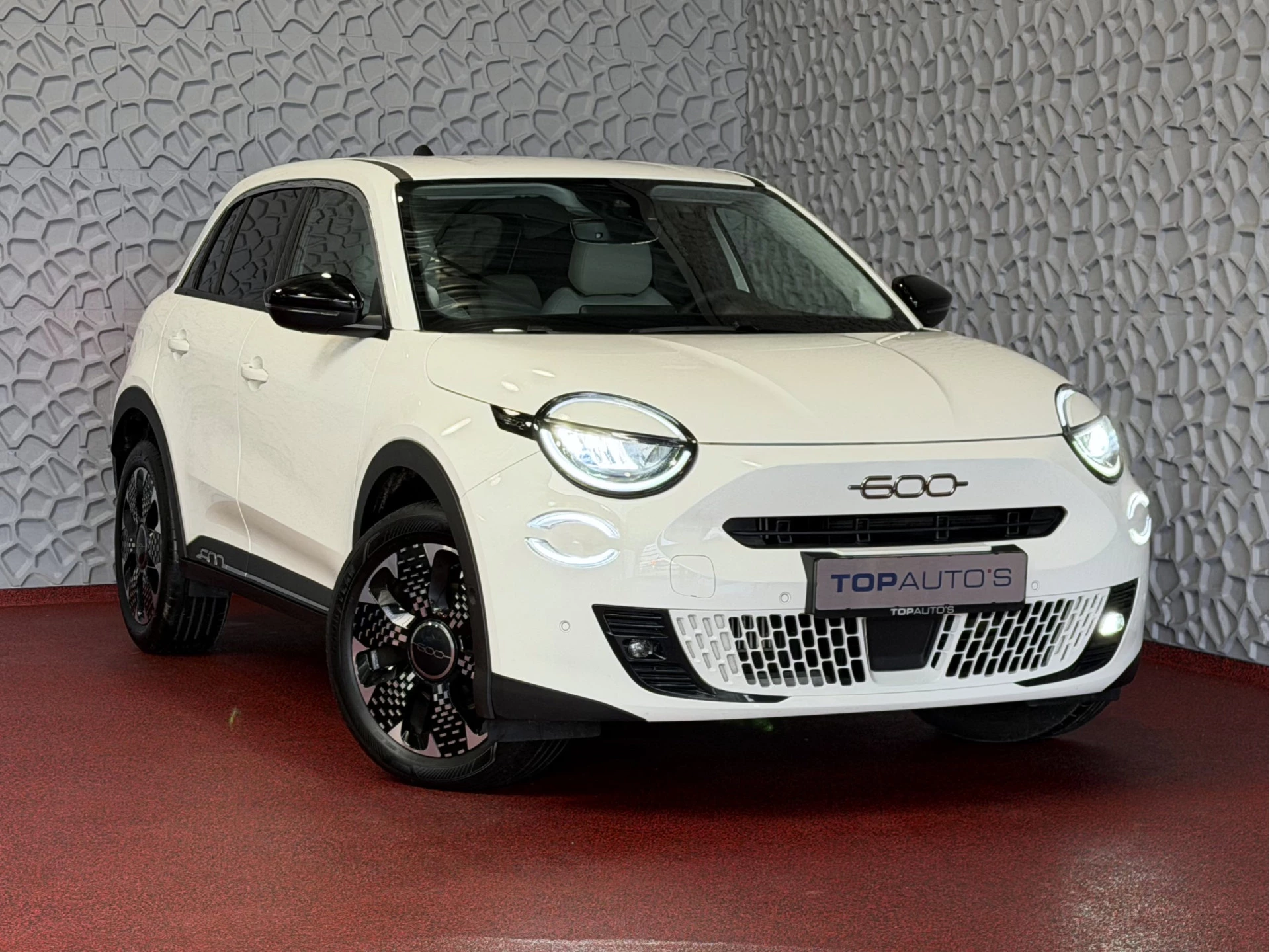 Hoofdafbeelding Fiat 600