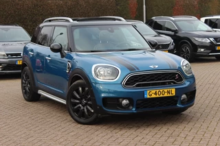 MINI Countryman Mini 2.0 Cooper D Chili / Trekhaak / Panoramadak / Head-up / Leder / Harman Kardon / 18'' / Navigatie / Keyless / Cruise Control