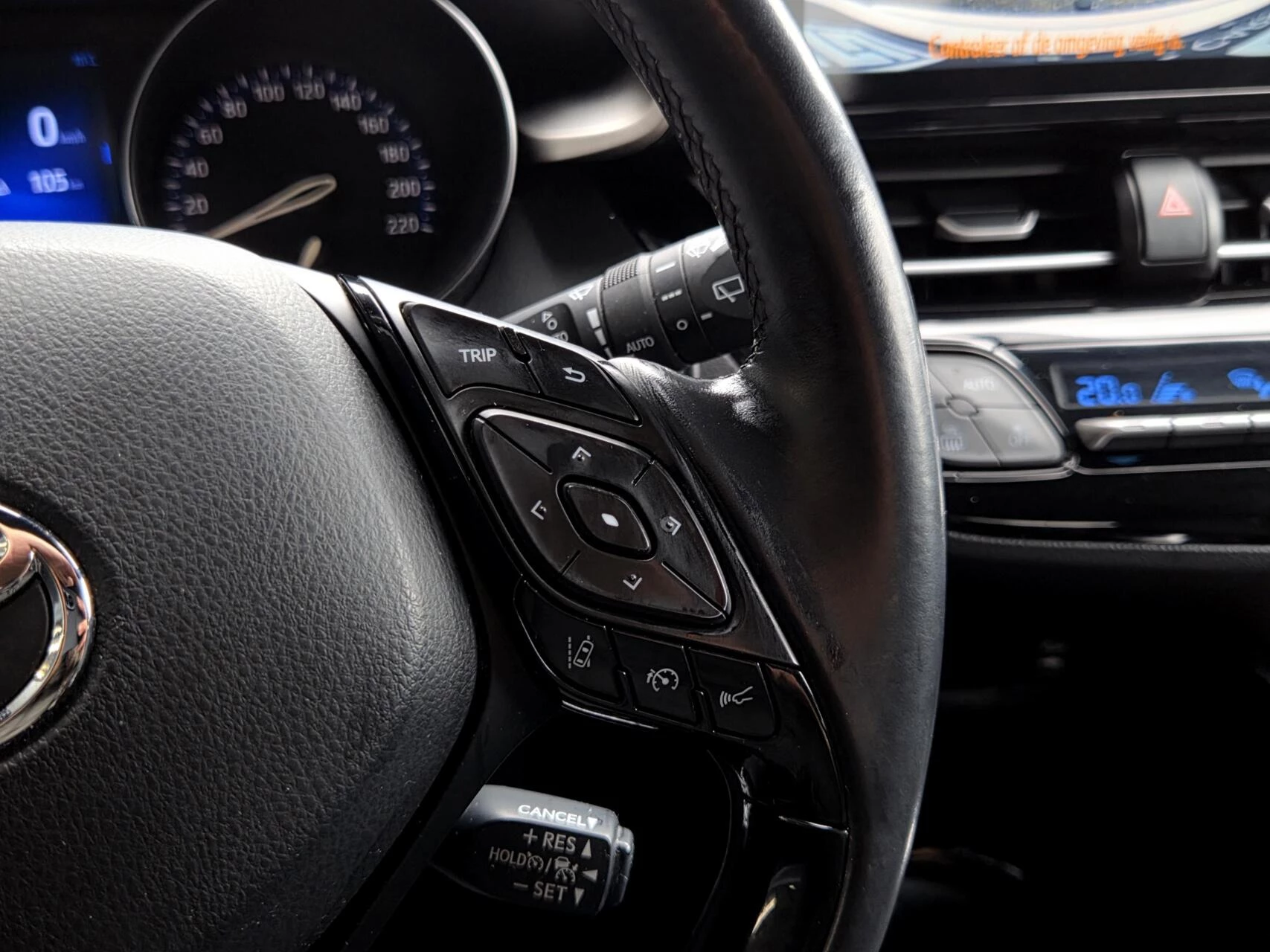 Hoofdafbeelding Toyota C-HR