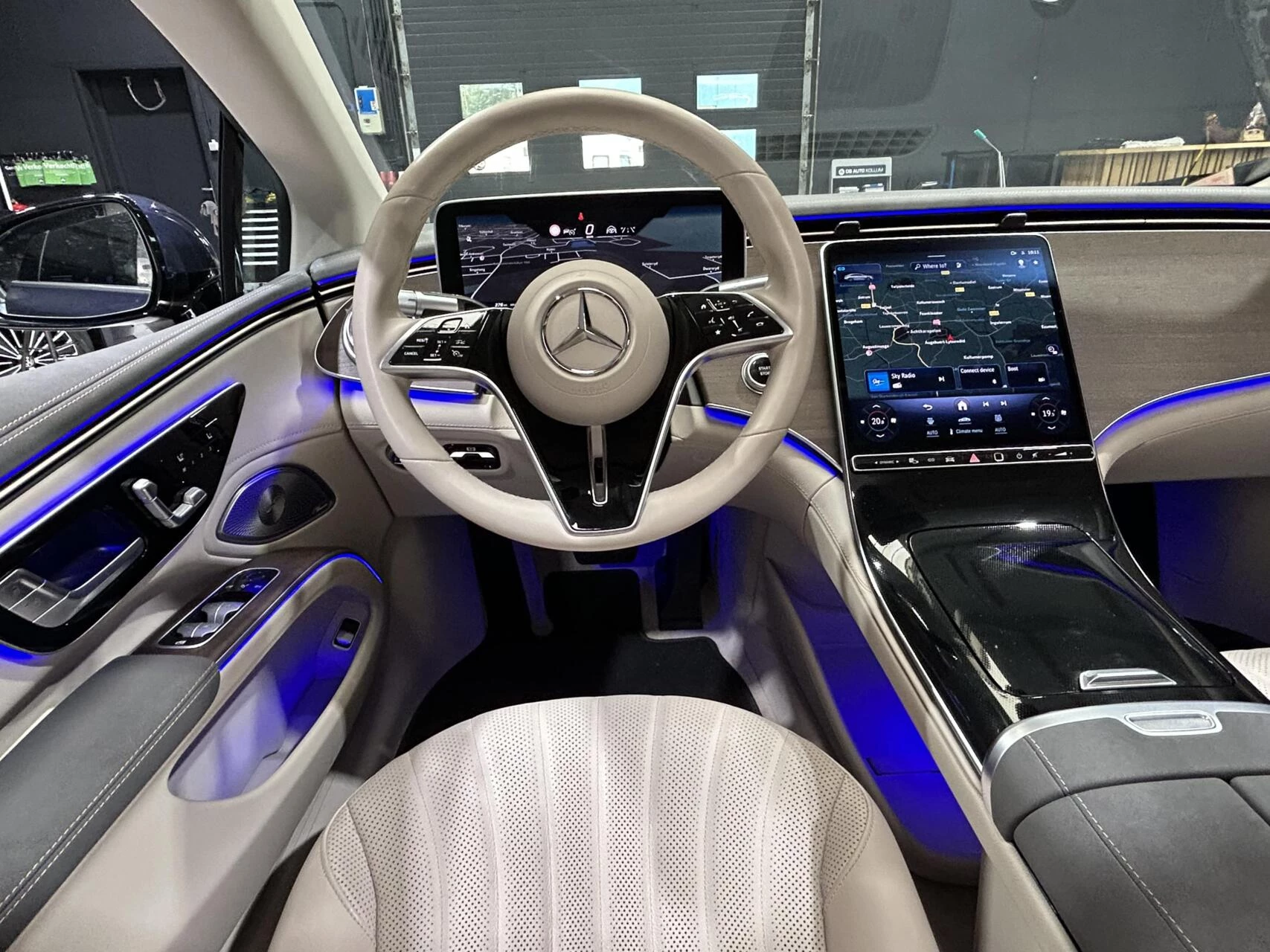 Hoofdafbeelding Mercedes-Benz EQS