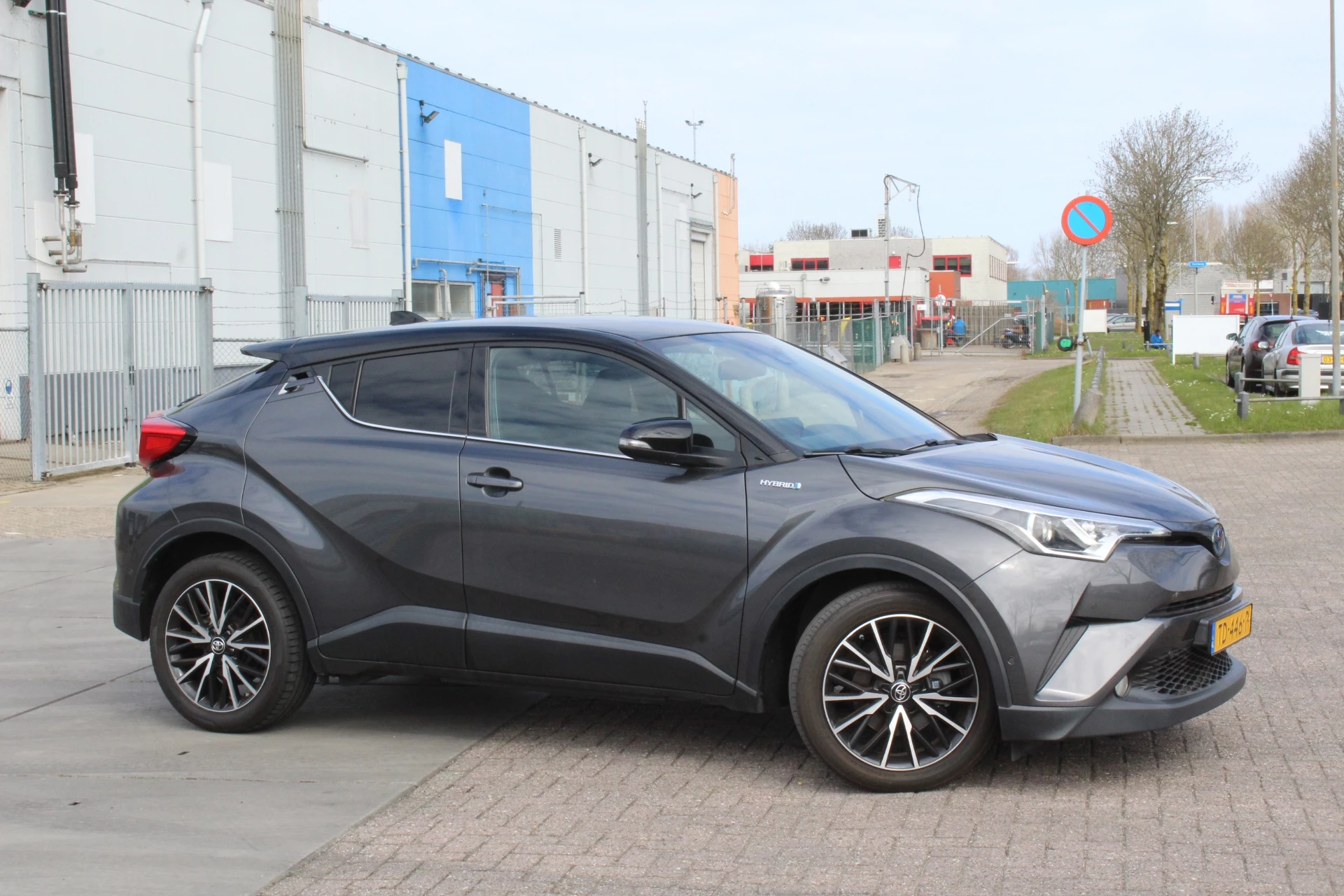 Hoofdafbeelding Toyota C-HR