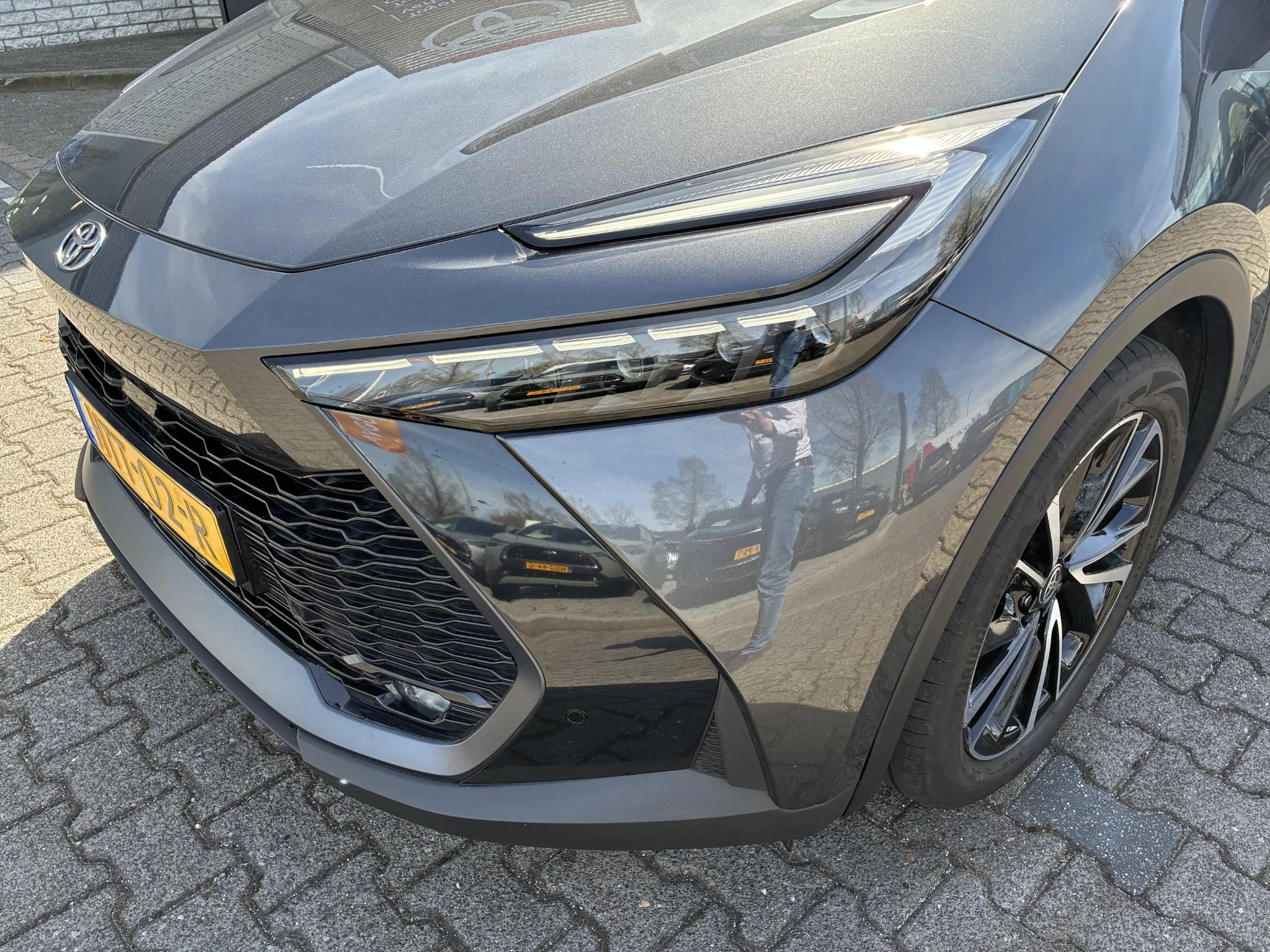 Hoofdafbeelding Toyota C-HR