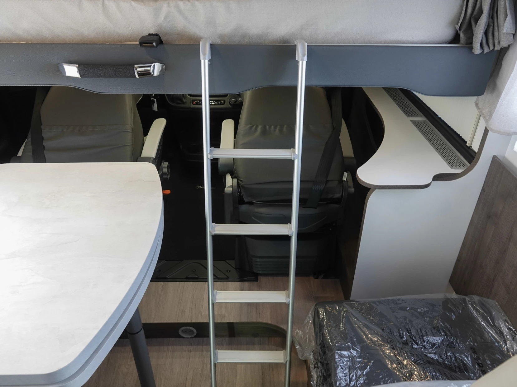 Hoofdafbeelding Benimar Amphitryon