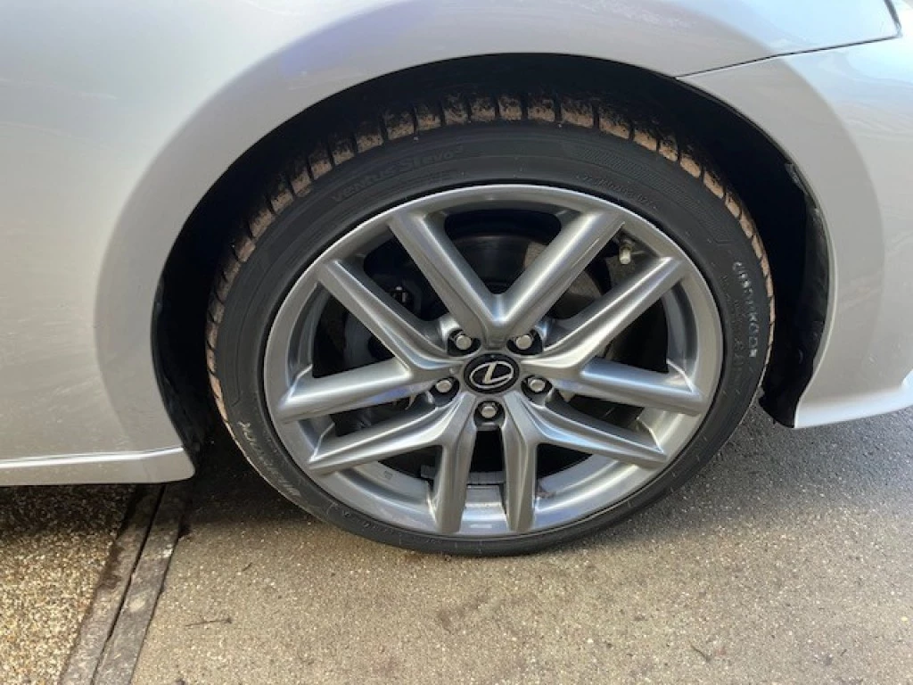 Hoofdafbeelding Lexus IS