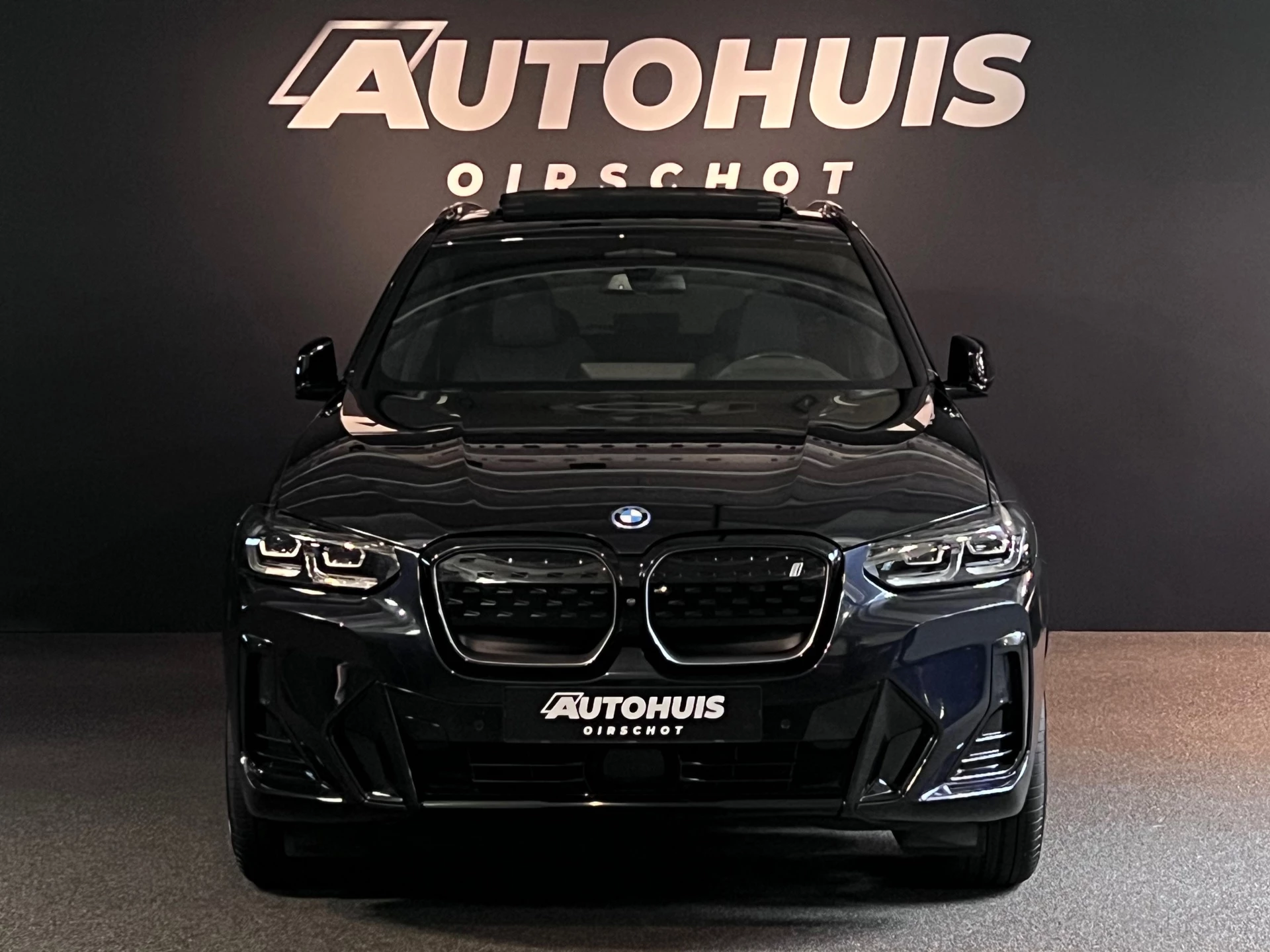 Hoofdafbeelding BMW iX3