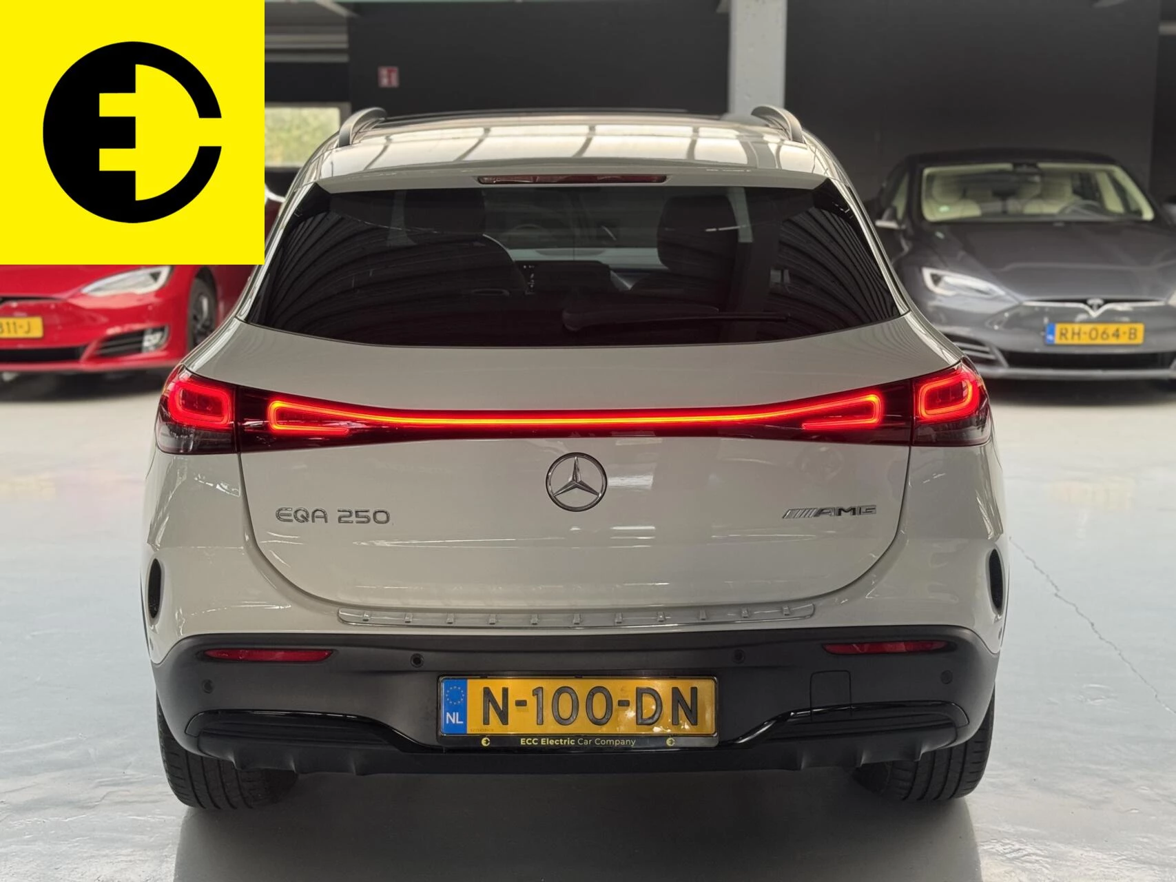 Hoofdafbeelding Mercedes-Benz EQA