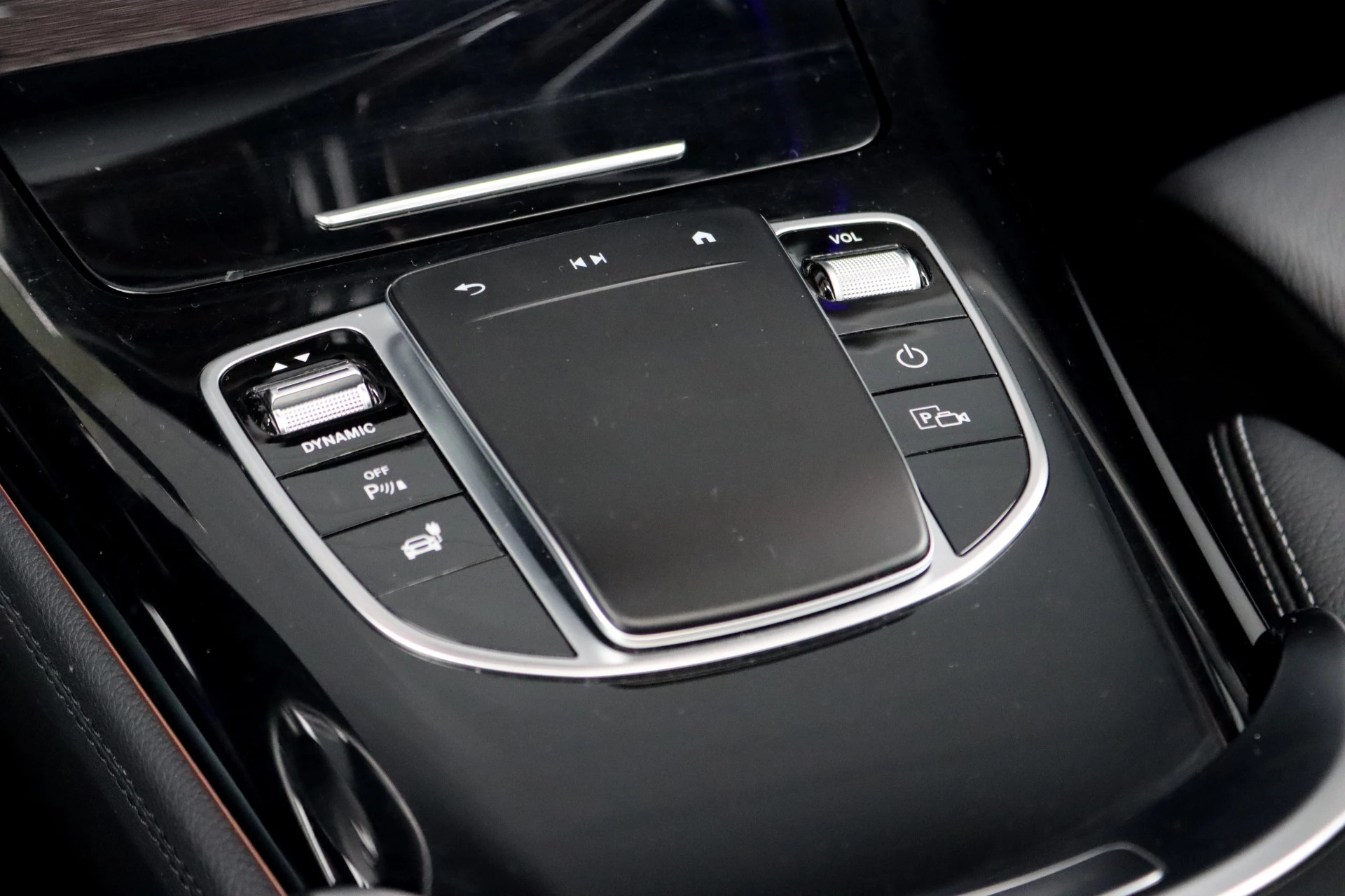 Hoofdafbeelding Mercedes-Benz EQC