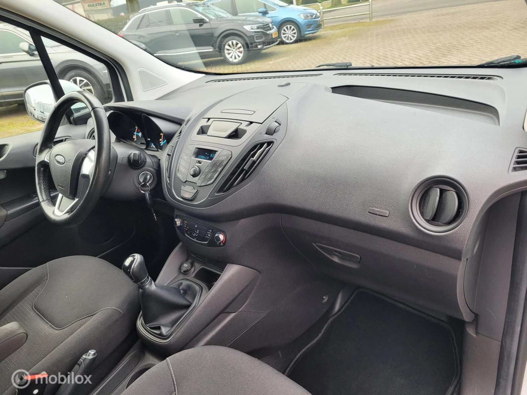 Hoofdafbeelding Ford Transit Courier