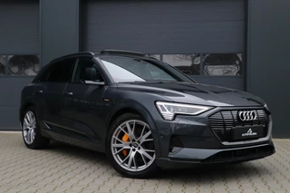 Audi e-tron 55 quattro 95 kWh 3x S-LINE Panodak AdaptivCruise 360View B&O Luchtvering Sportzetels CameraSpiegels 105000KM