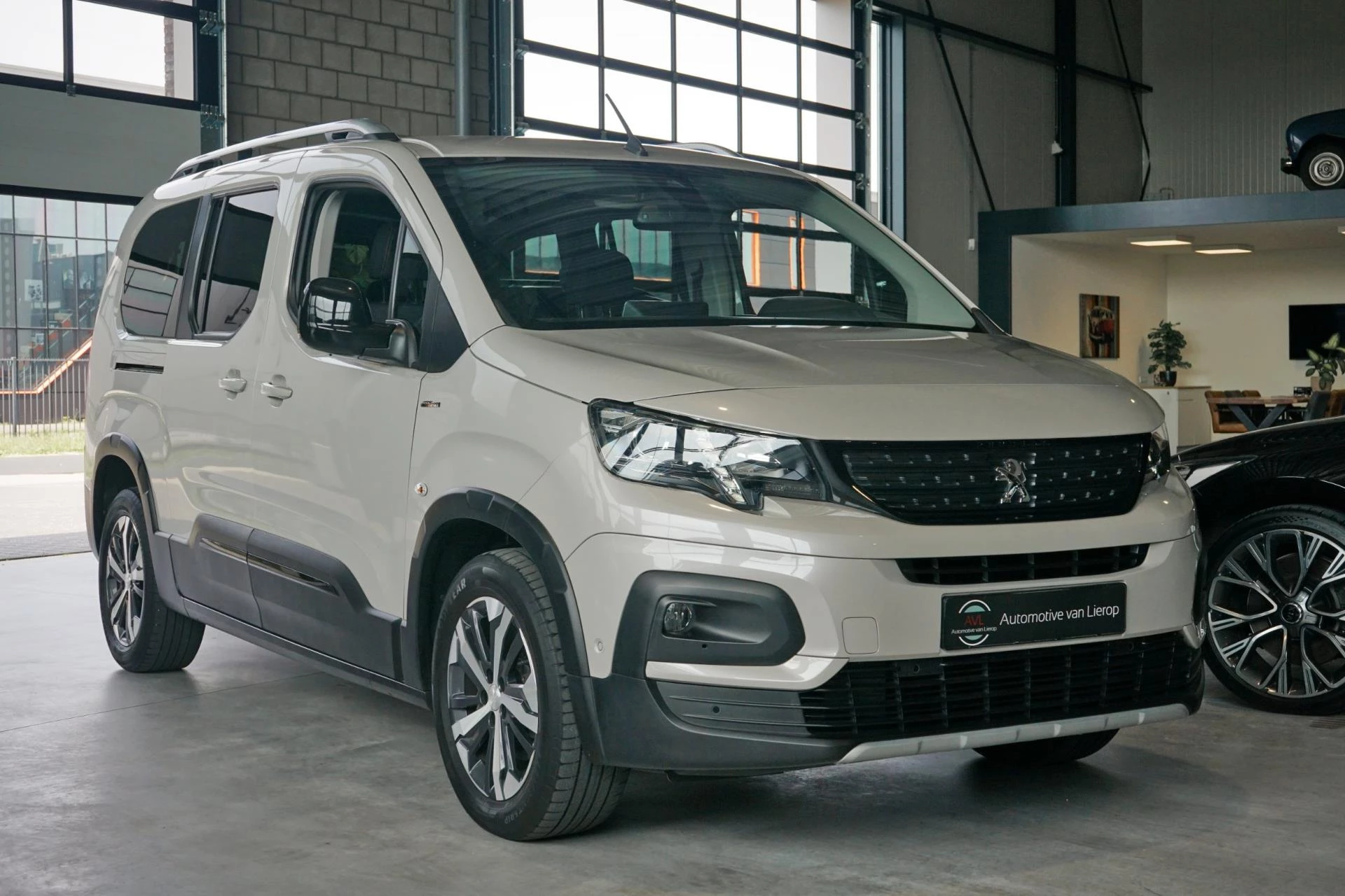 Hoofdafbeelding Peugeot Rifter