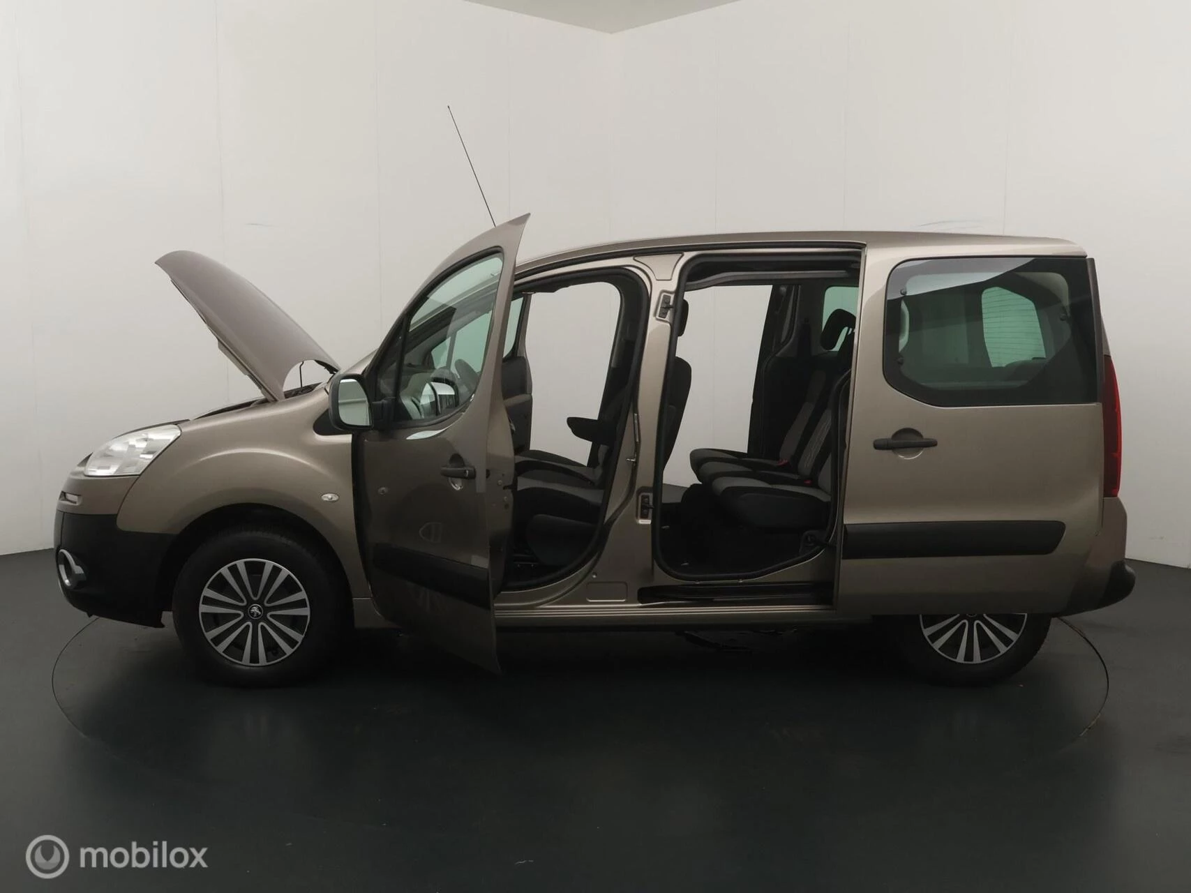 Hoofdafbeelding Peugeot Partner