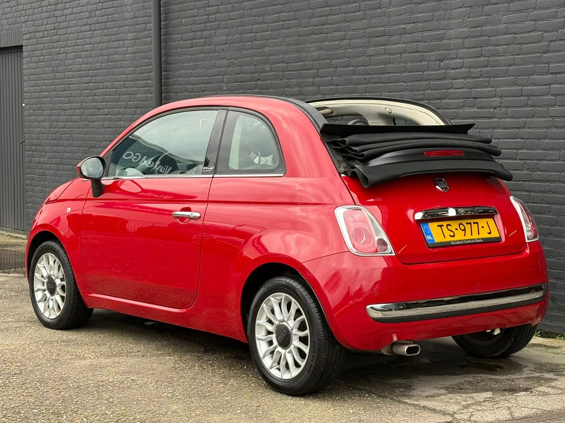 Hoofdafbeelding Fiat 500C