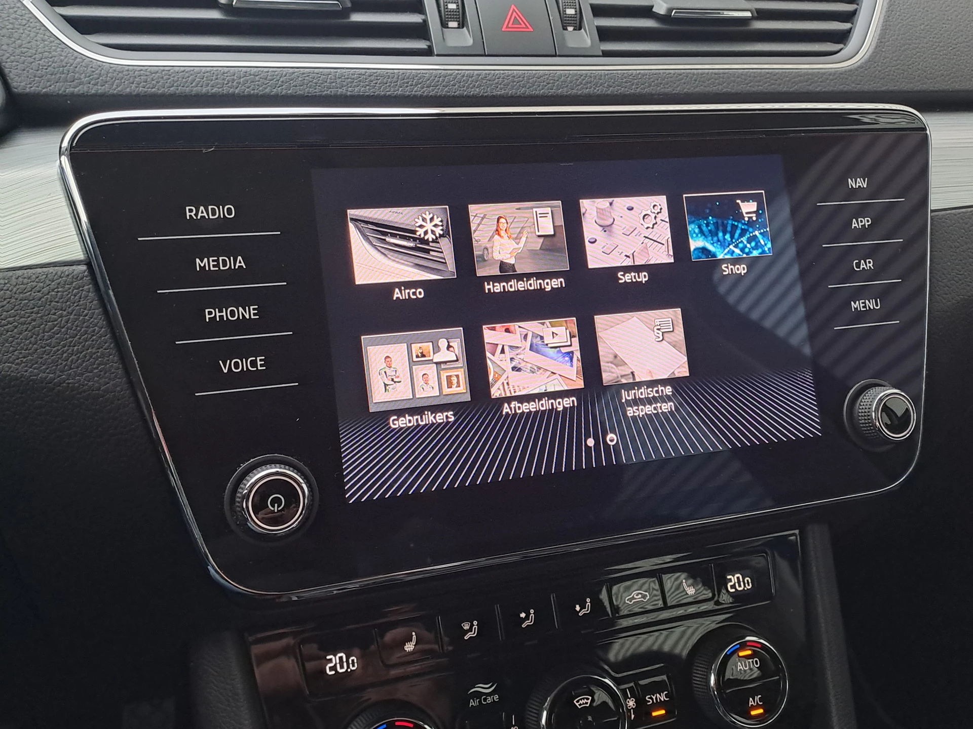 Hoofdafbeelding Škoda Superb