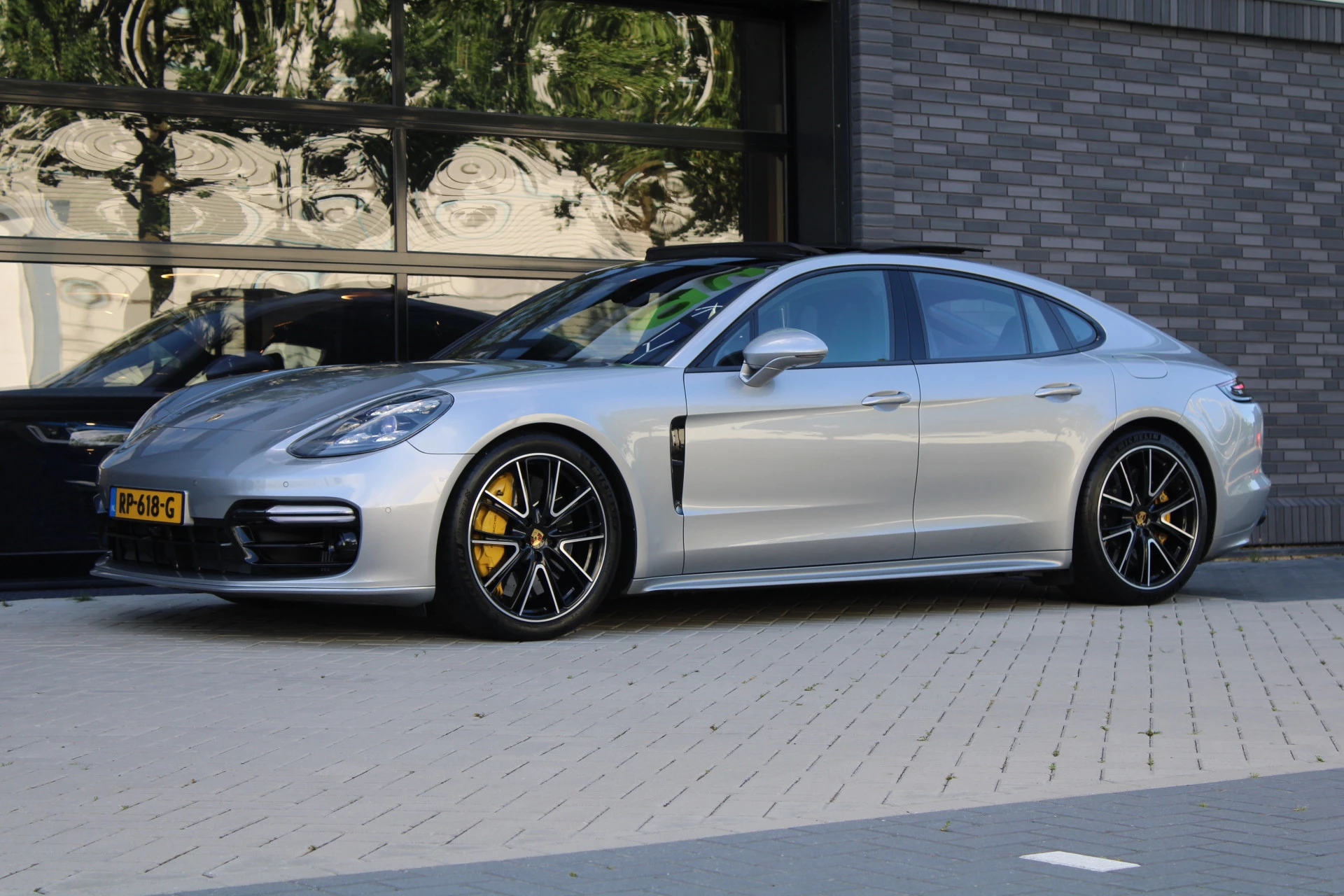 Hoofdafbeelding Porsche Panamera