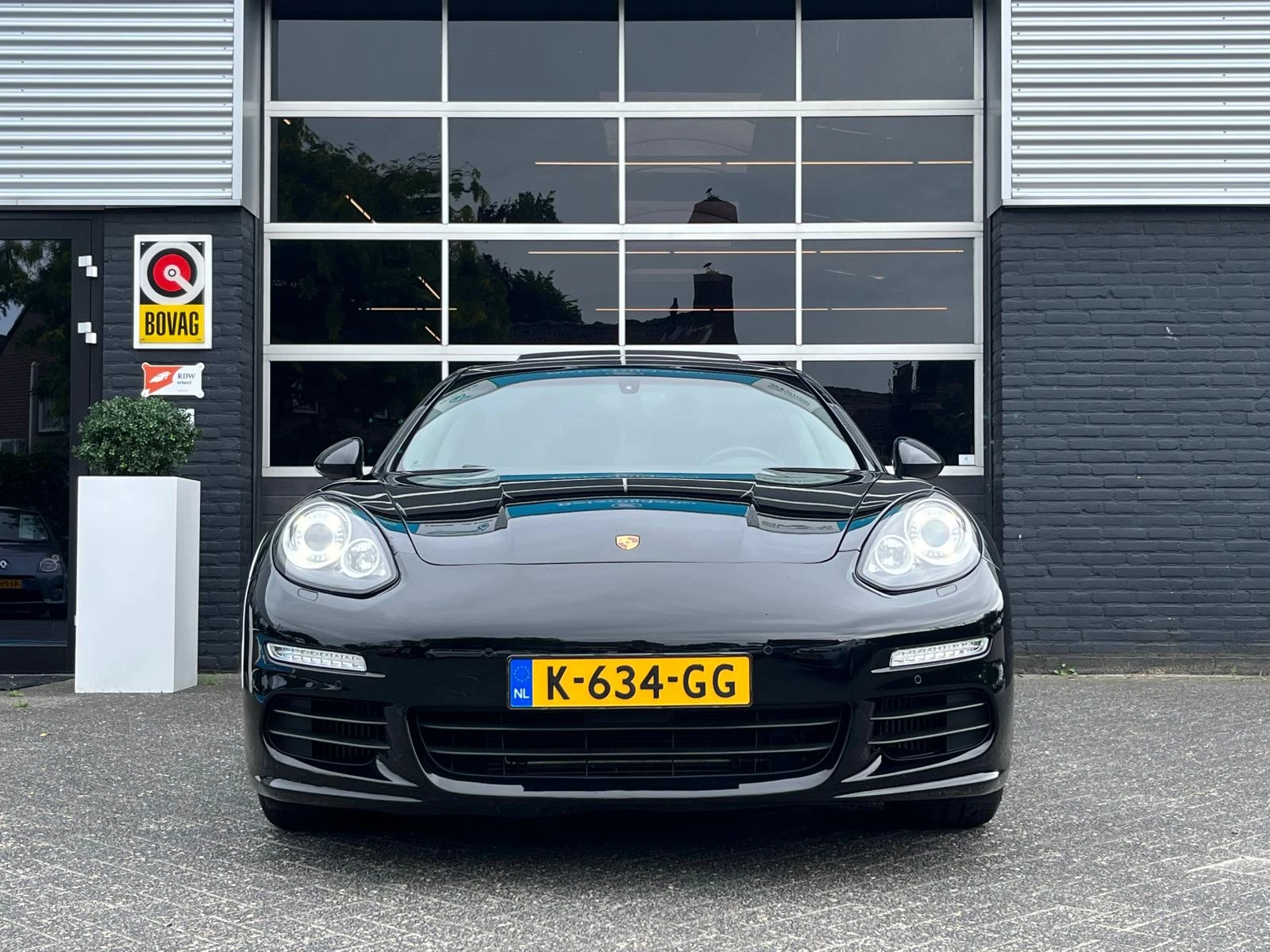 Hoofdafbeelding Porsche Panamera