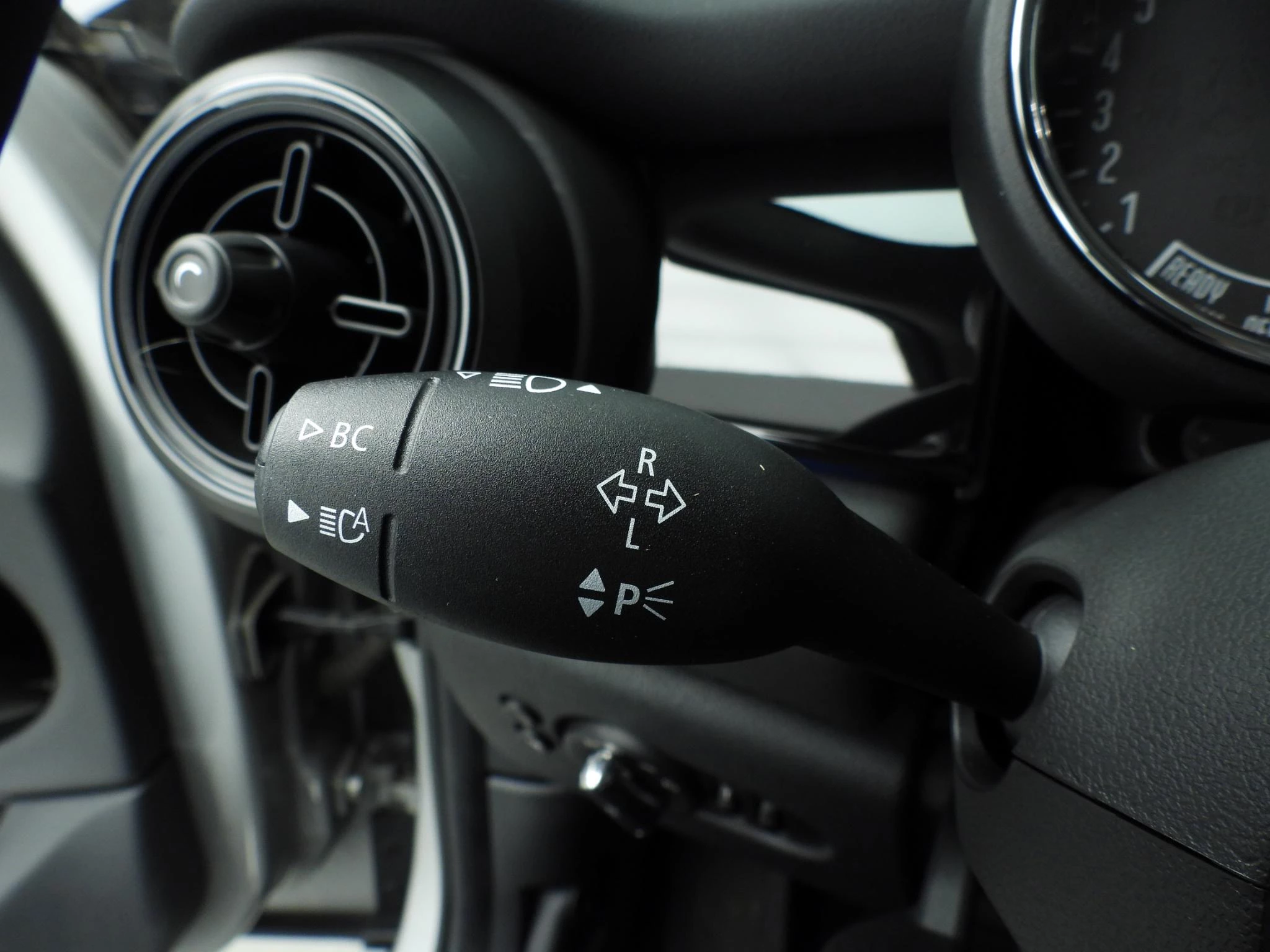 Hoofdafbeelding MINI 5-deurs