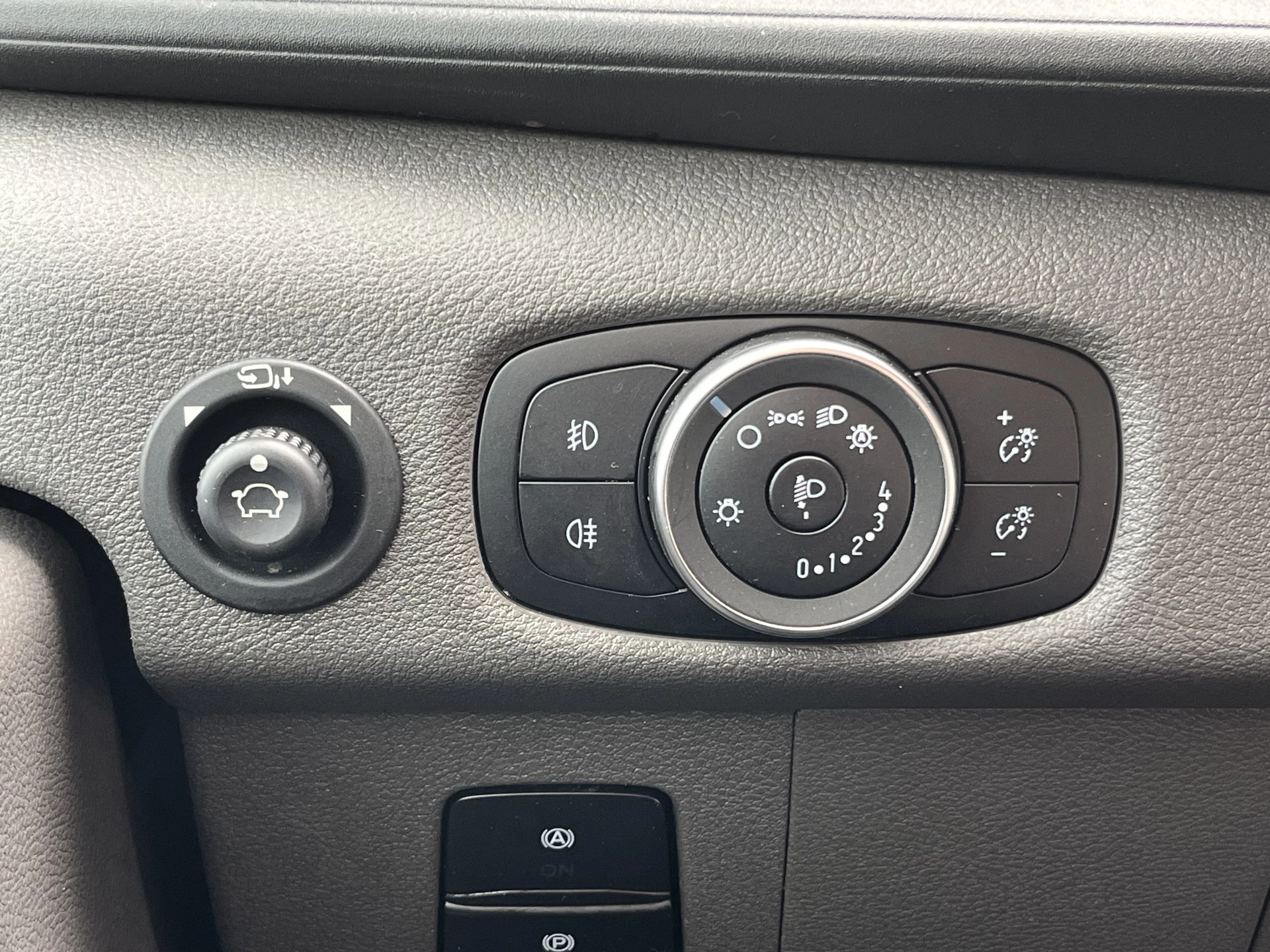 Hoofdafbeelding Ford E-Transit
