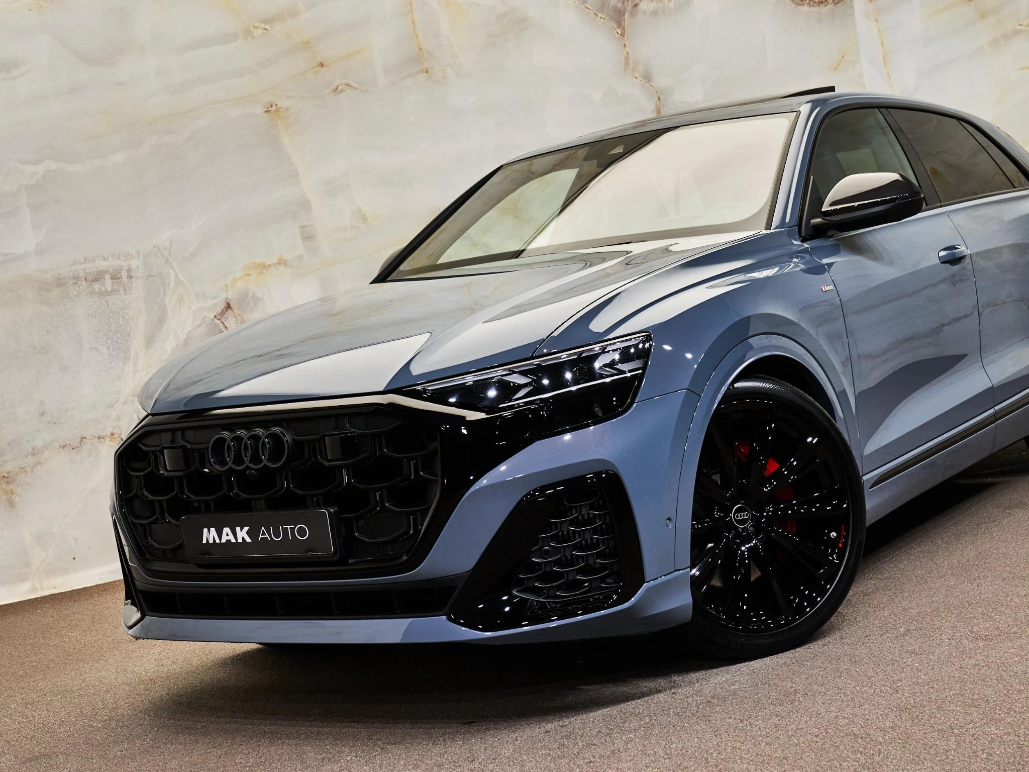 Hoofdafbeelding Audi Q8