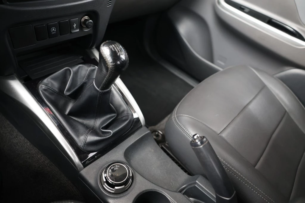 Hoofdafbeelding Mitsubishi L200