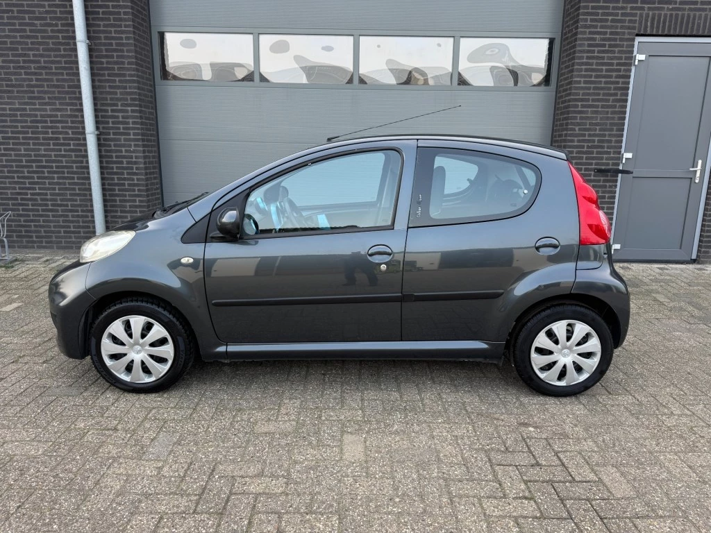 Hoofdafbeelding Peugeot 107