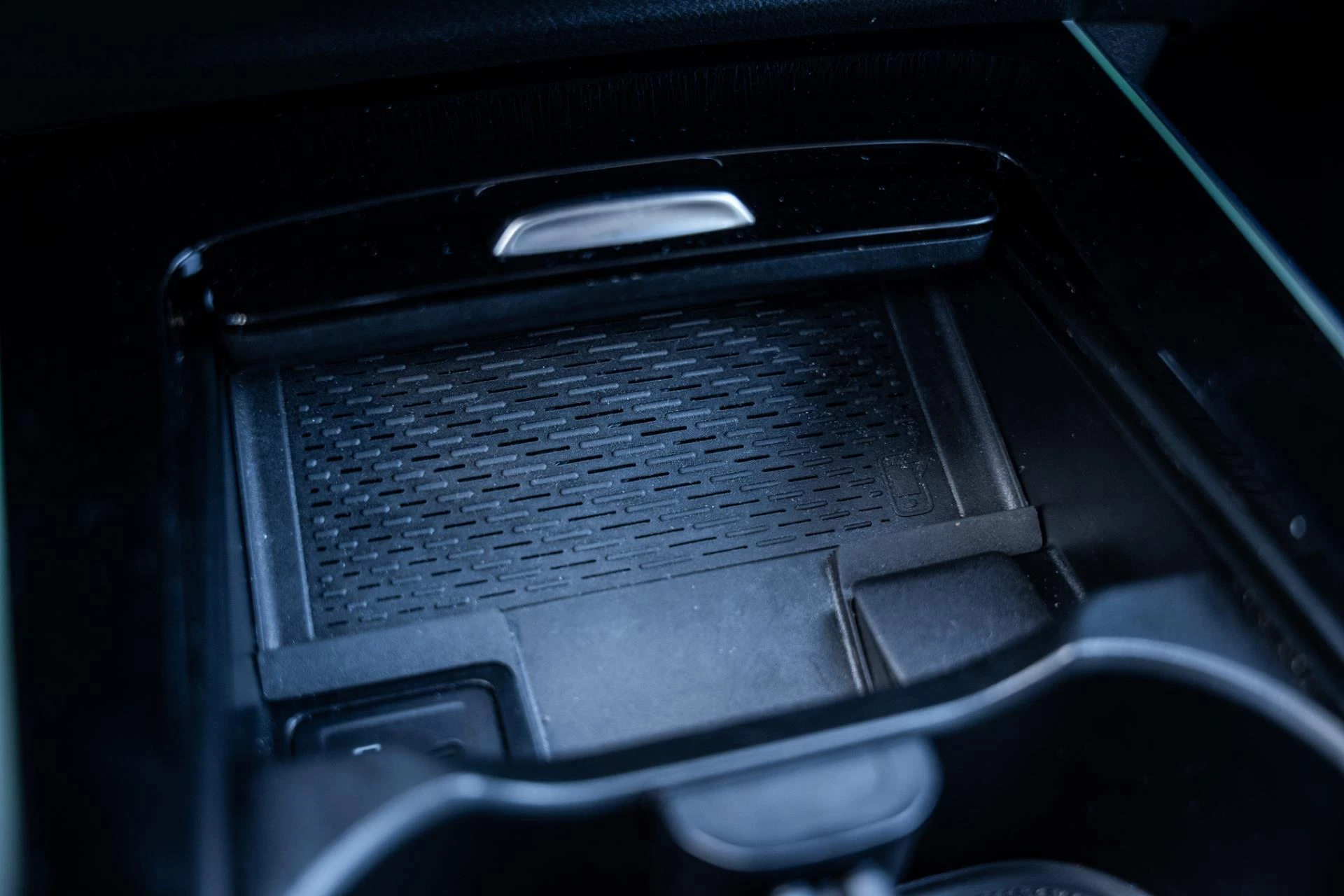 Hoofdafbeelding Mercedes-Benz EQA