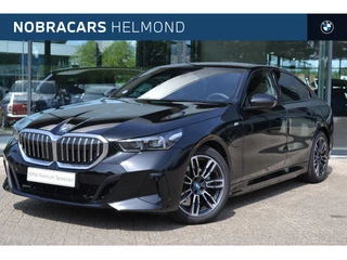 BMW 5 Serie 530e M Sport Automaat / Achteruitrijcamera / Stoelverwarming / M Sportonderstel /  Adaptieve LED / Parking Assistant / PDC