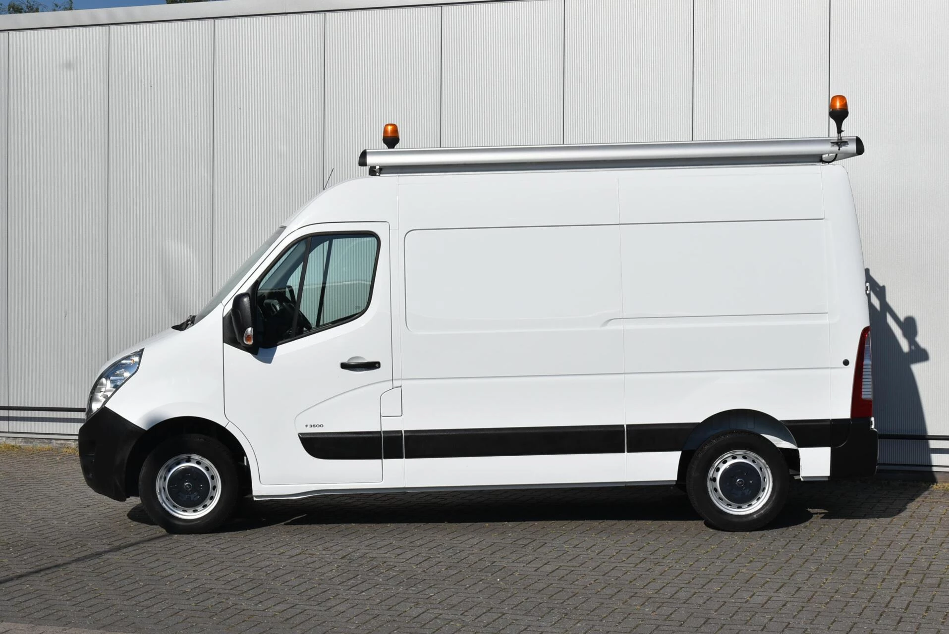Hoofdafbeelding Opel Movano