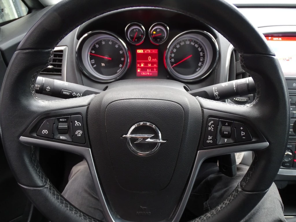 Hoofdafbeelding Opel Astra