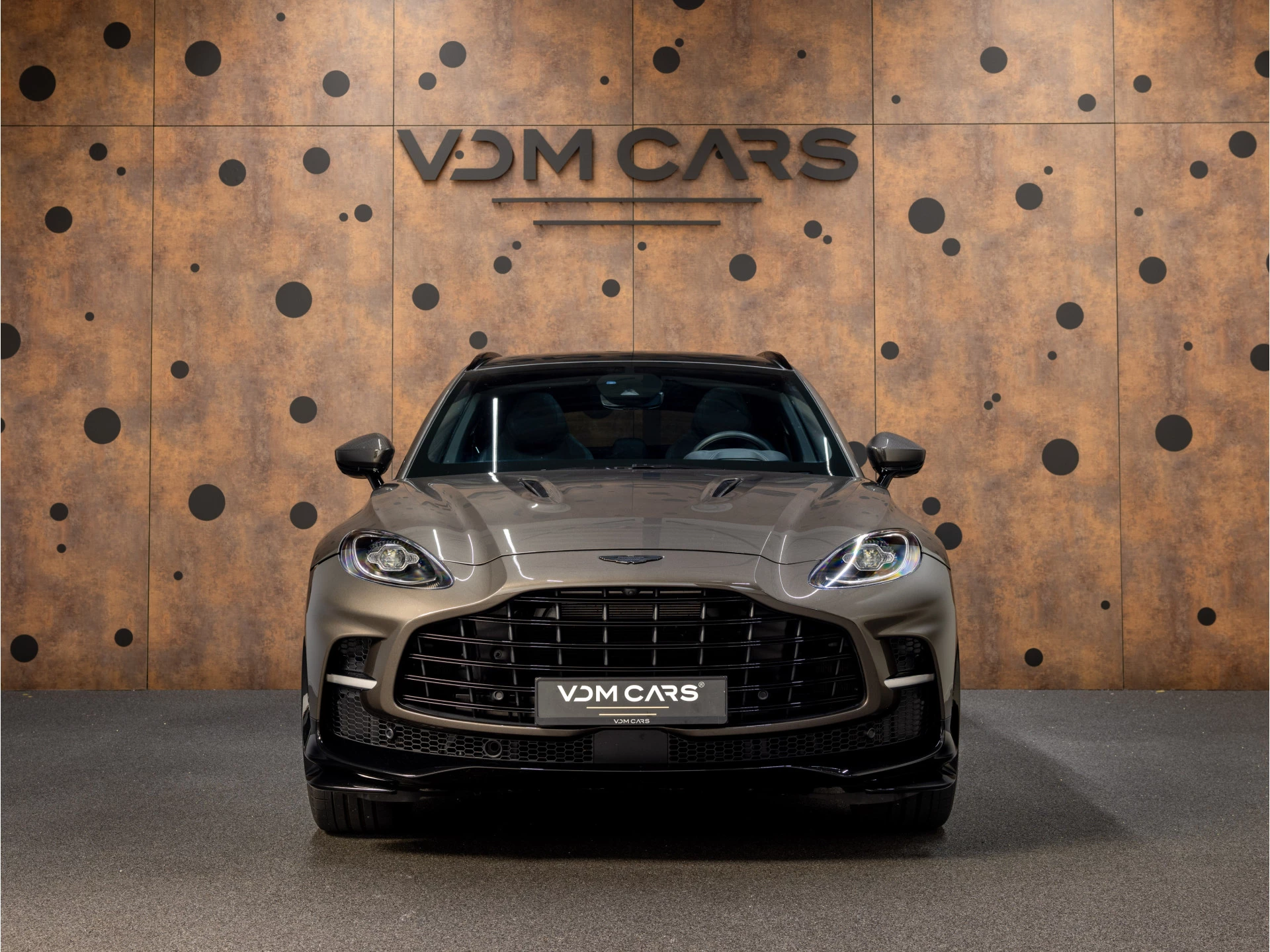 Hoofdafbeelding Aston Martin DBX