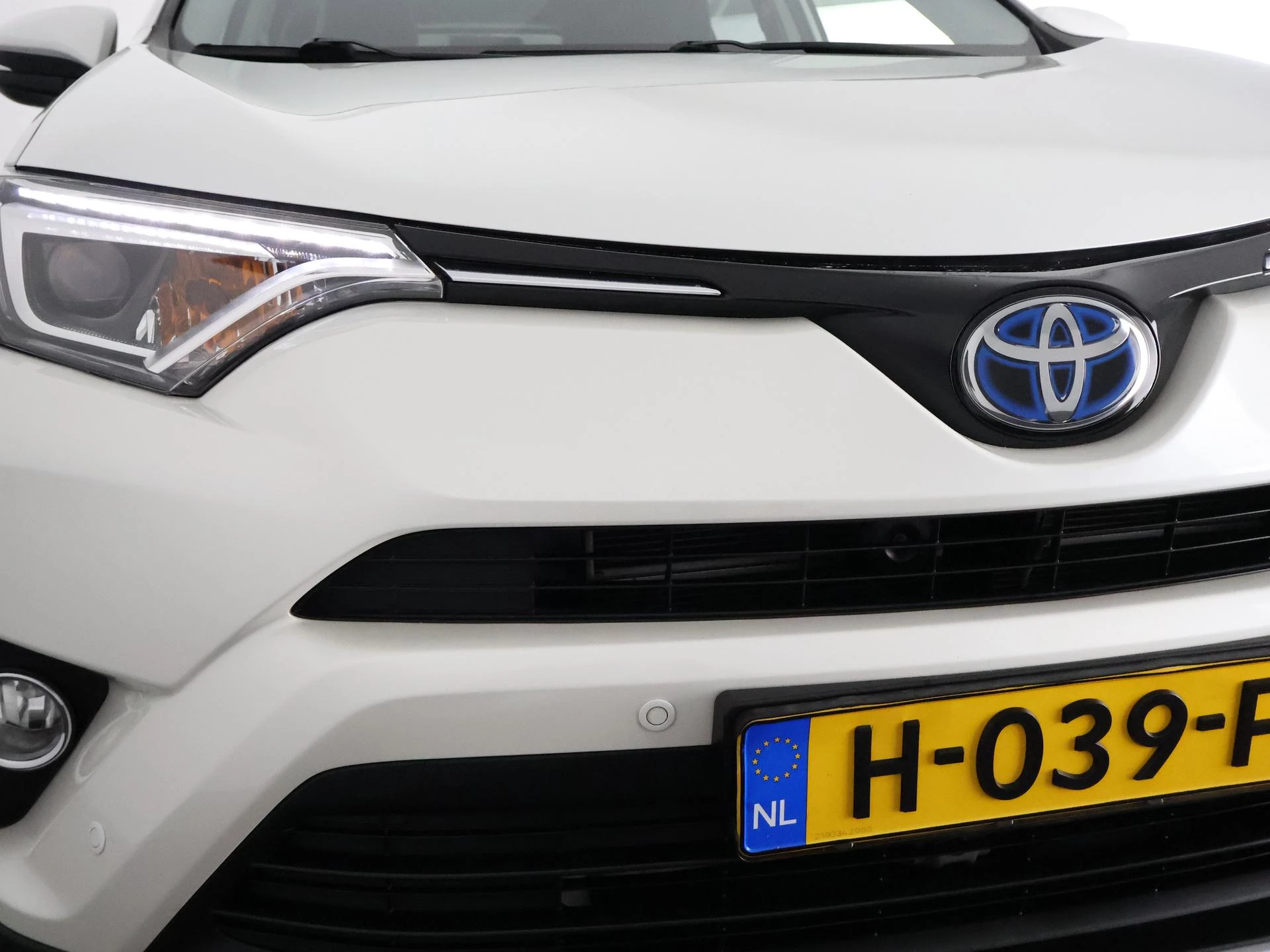 Hoofdafbeelding Toyota RAV4