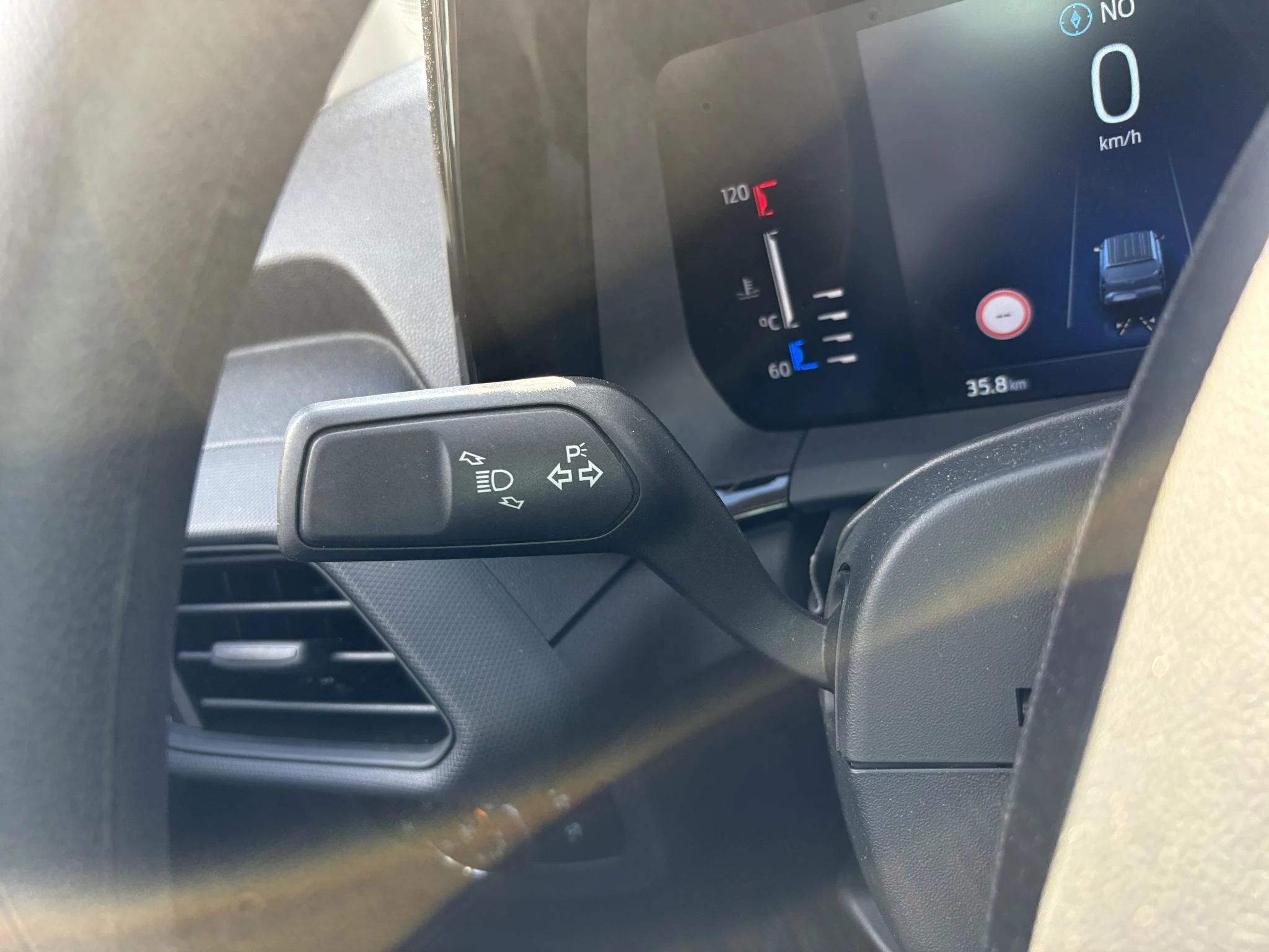 Hoofdafbeelding Ford Transit Courier