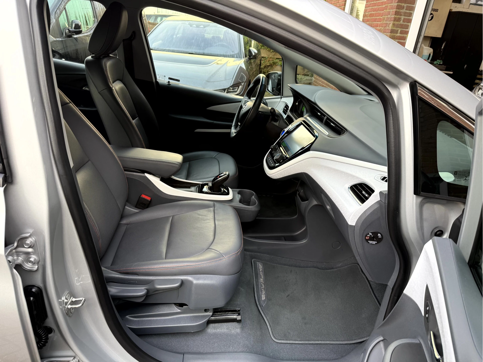 Hoofdafbeelding Opel Ampera-e