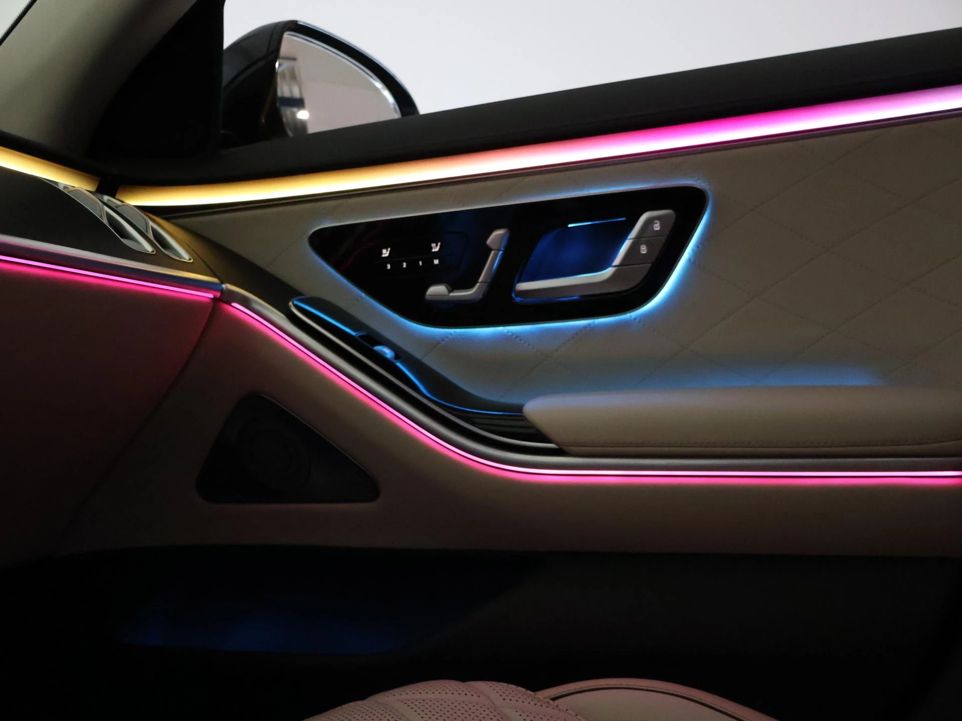 Hoofdafbeelding Mercedes-Benz S-Klasse