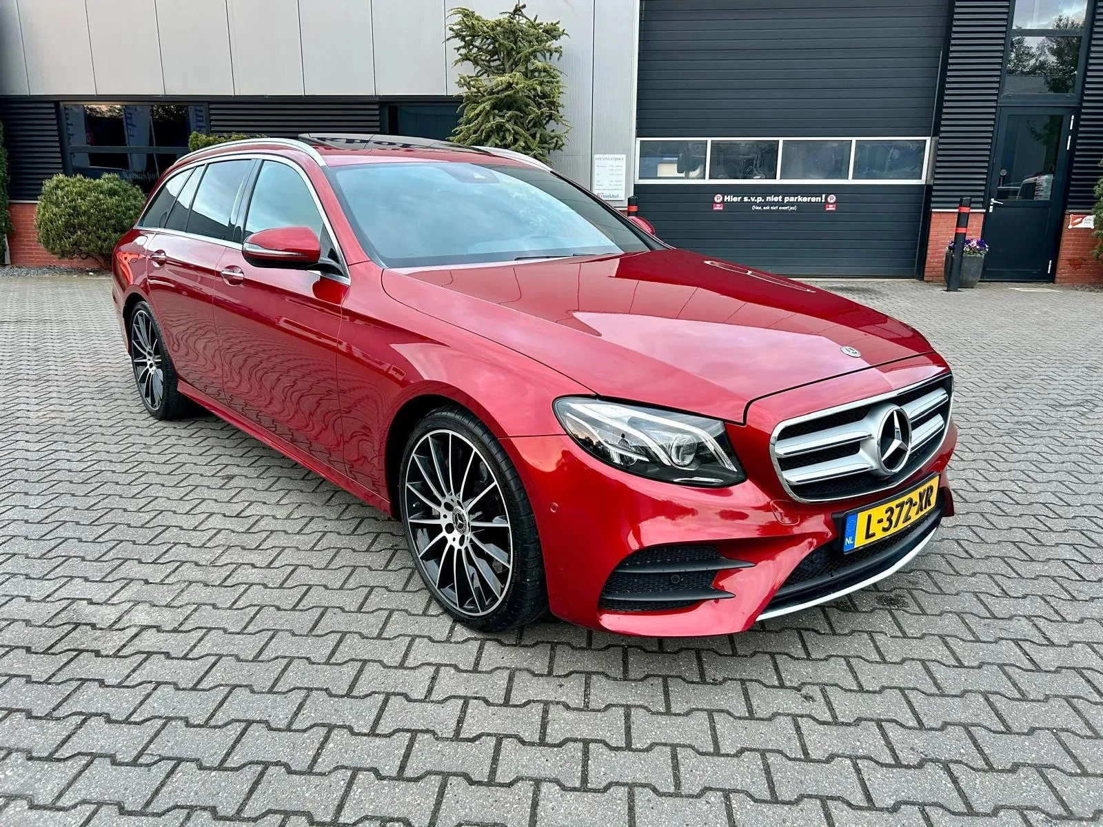 Hoofdafbeelding Mercedes-Benz E-Klasse