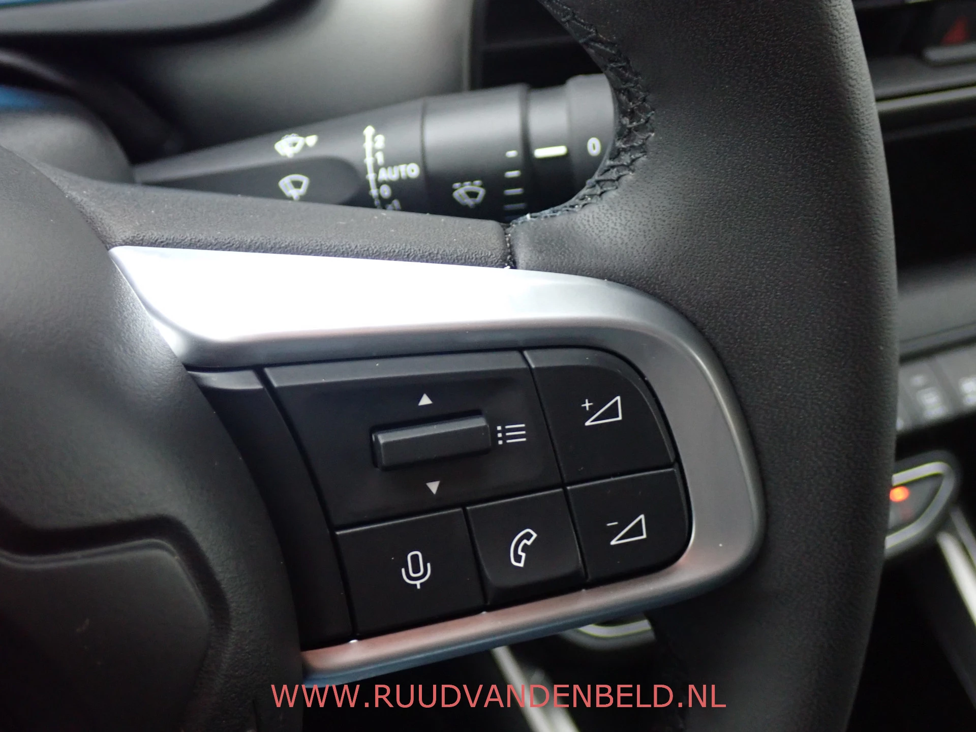 Hoofdafbeelding Jeep Avenger