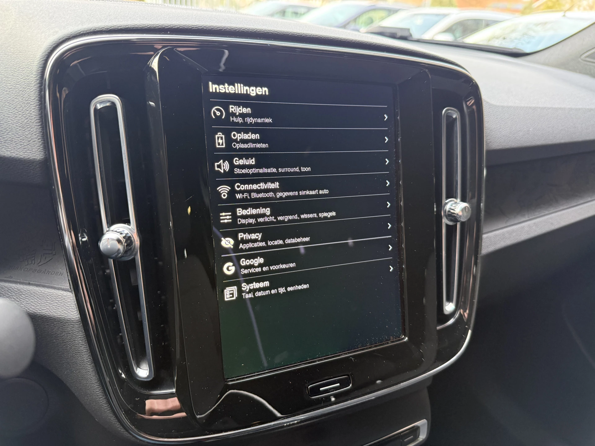 Hoofdafbeelding Volvo C40