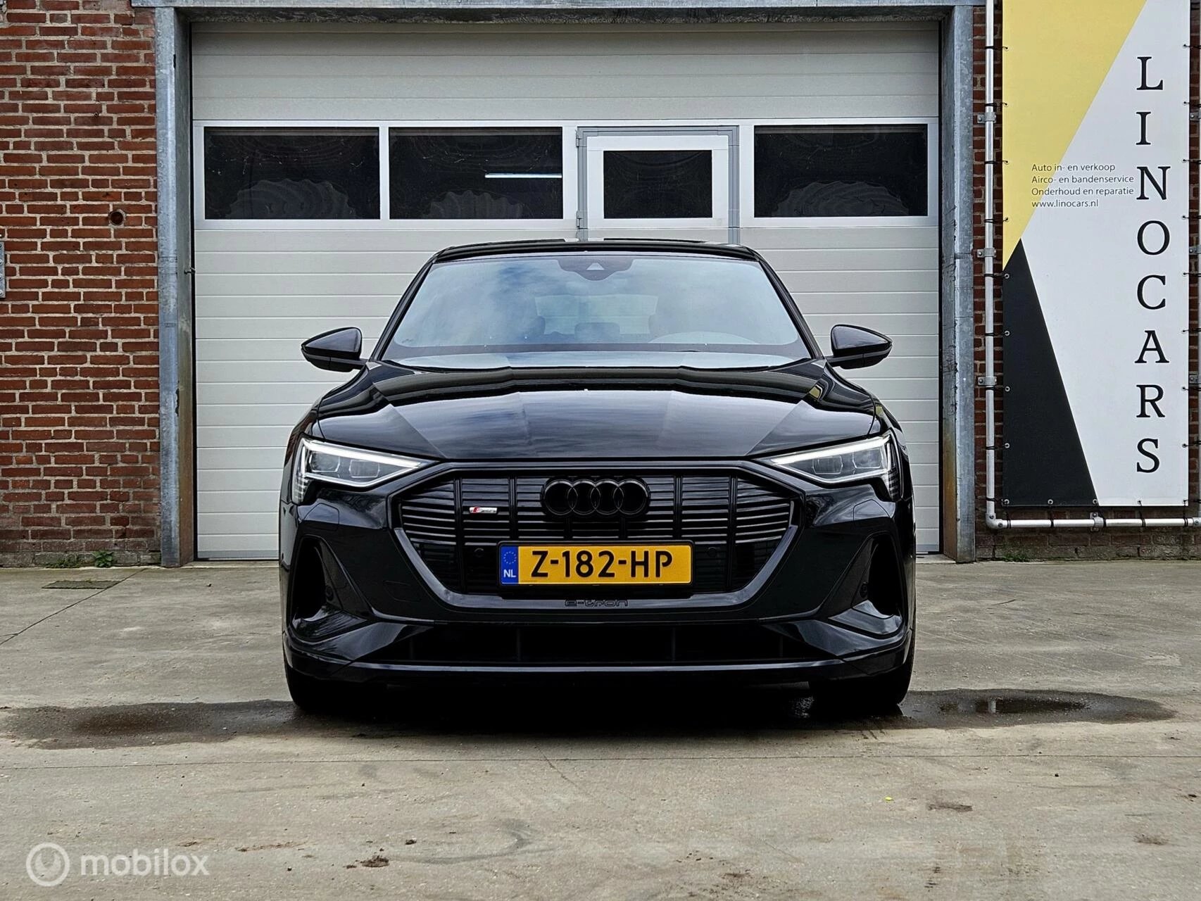 Hoofdafbeelding Audi e-tron