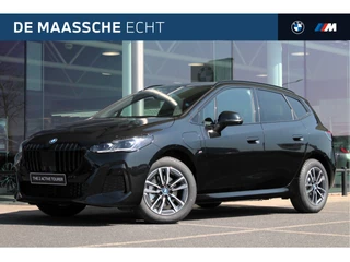 BMW 2 Serie Active Tourer 225e xDrive High Executive M Sport Automaat / Panoramadak / Trekhaak / Sportstoelen / Adaptieve LED / M Adaptief onderstel / Head-Up / Parking Assistant Plus