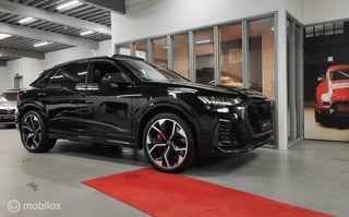 Audi RS Q8 4.0 TFSI RS Q8 quattro KERAMISCHE REMMEN CARBON PAKK. NIGHT VISION TV BANG OLUFSEN VOL OPTIES