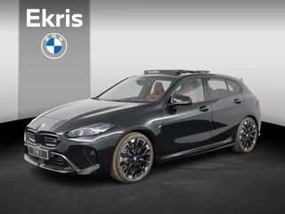 BMW 1 Serie M135i xDrive Full Options | Elektr. Verst. Stoelen | Panoramadak | Sportstoelen Pro | Harman/Kardon | Head Up