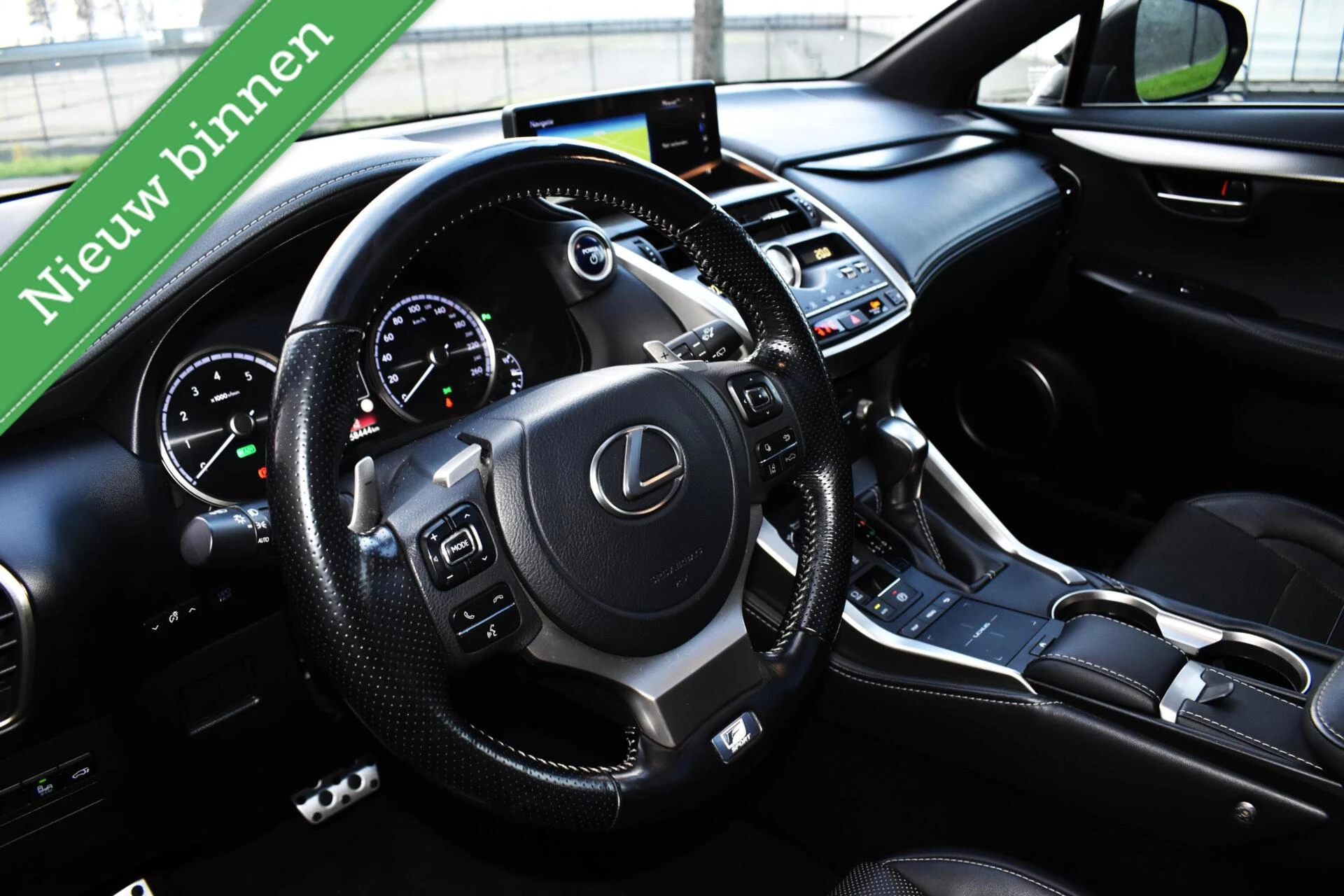 Hoofdafbeelding Lexus NX