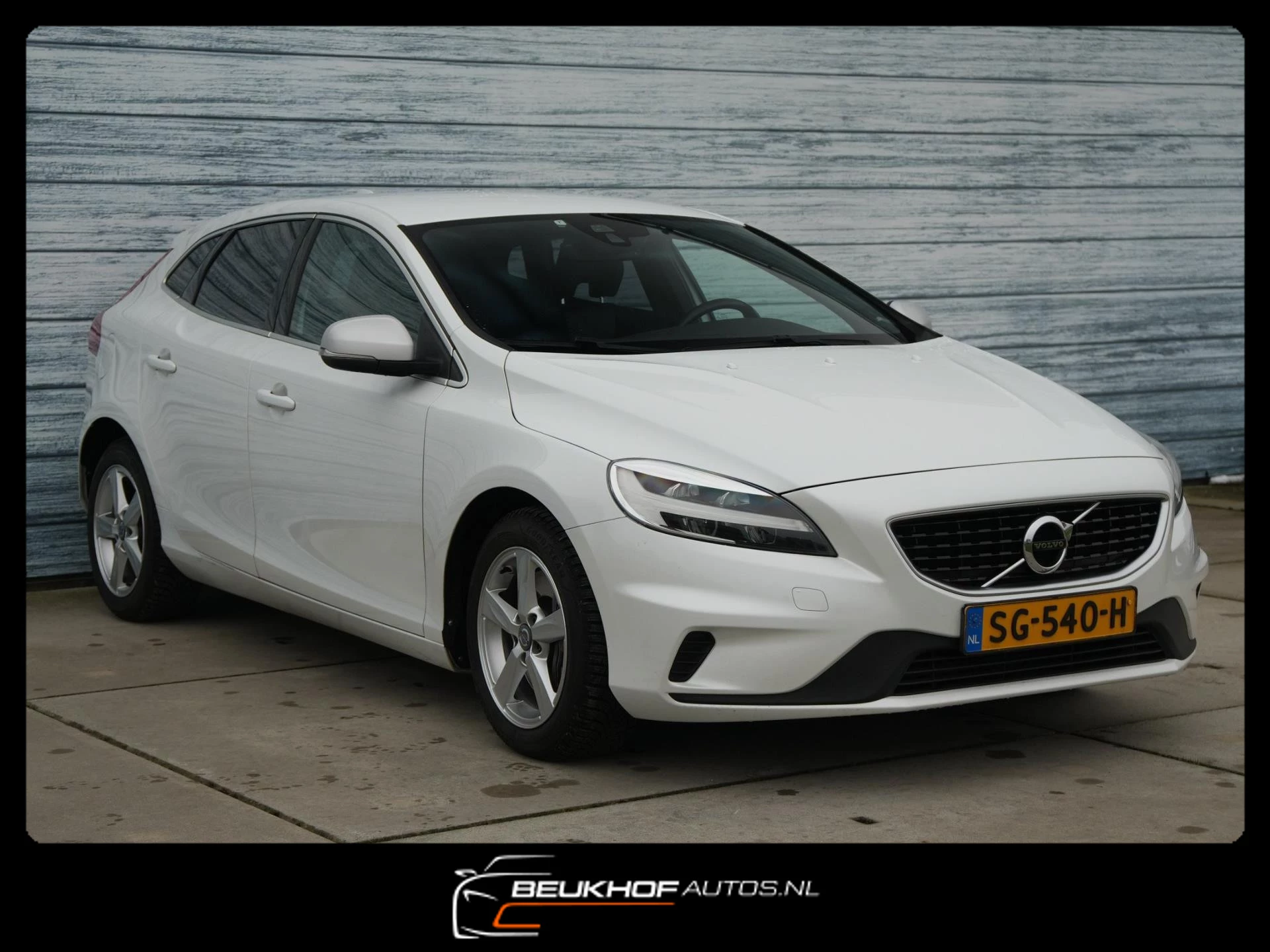 Hoofdafbeelding Volvo V40