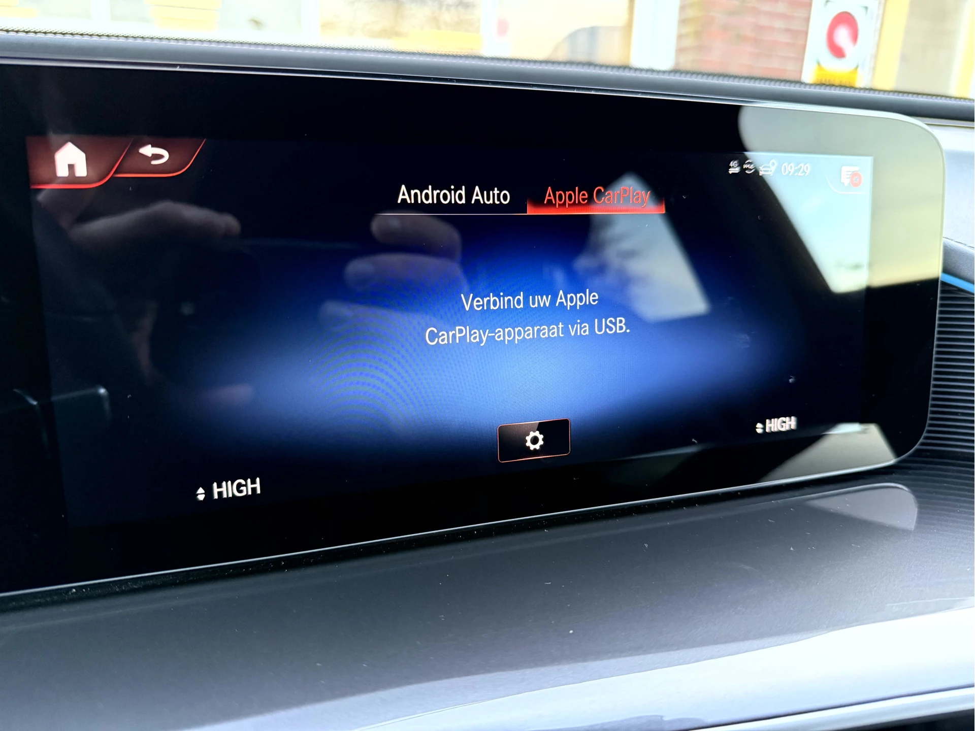 Hoofdafbeelding Mercedes-Benz EQC